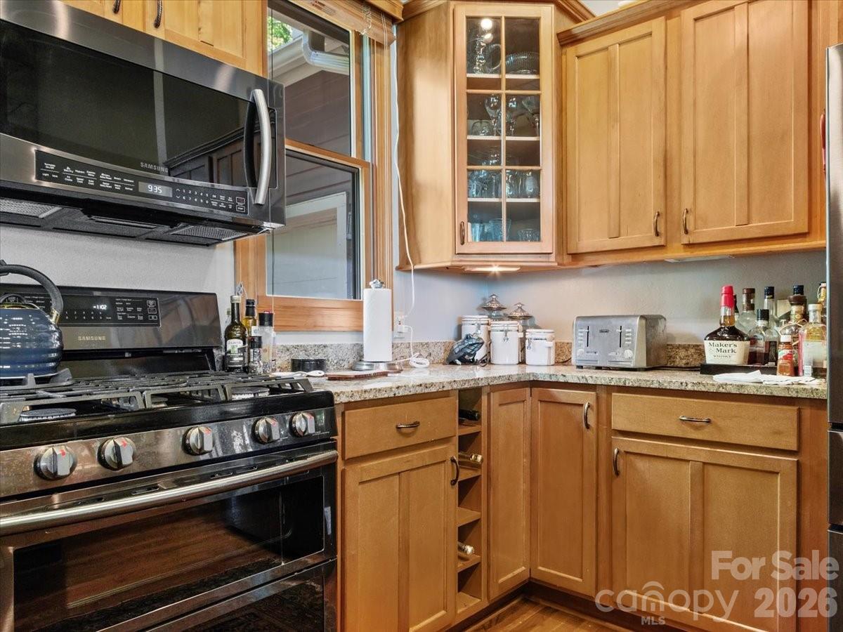 15 Ivy Point Lane Property Photo 14