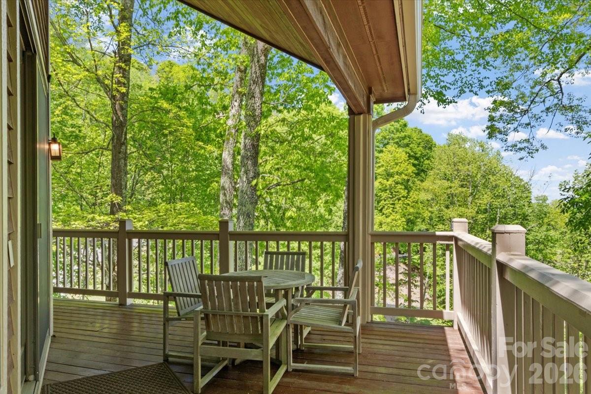 15 Ivy Point Lane Property Photo 18