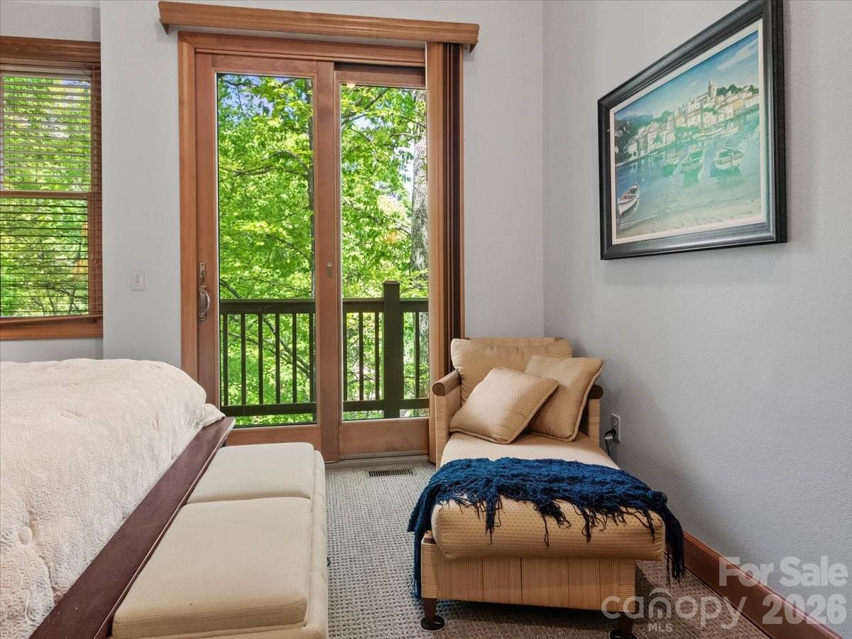 15 Ivy Point Lane Property Photo 21