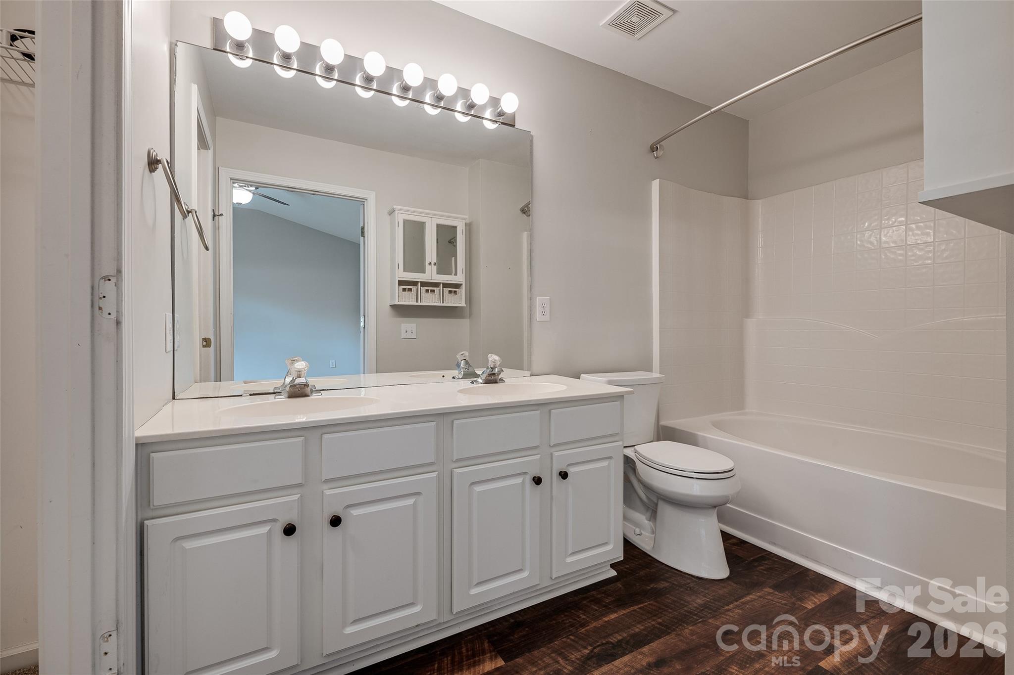 3186 Mannington Drive Property Photo 19