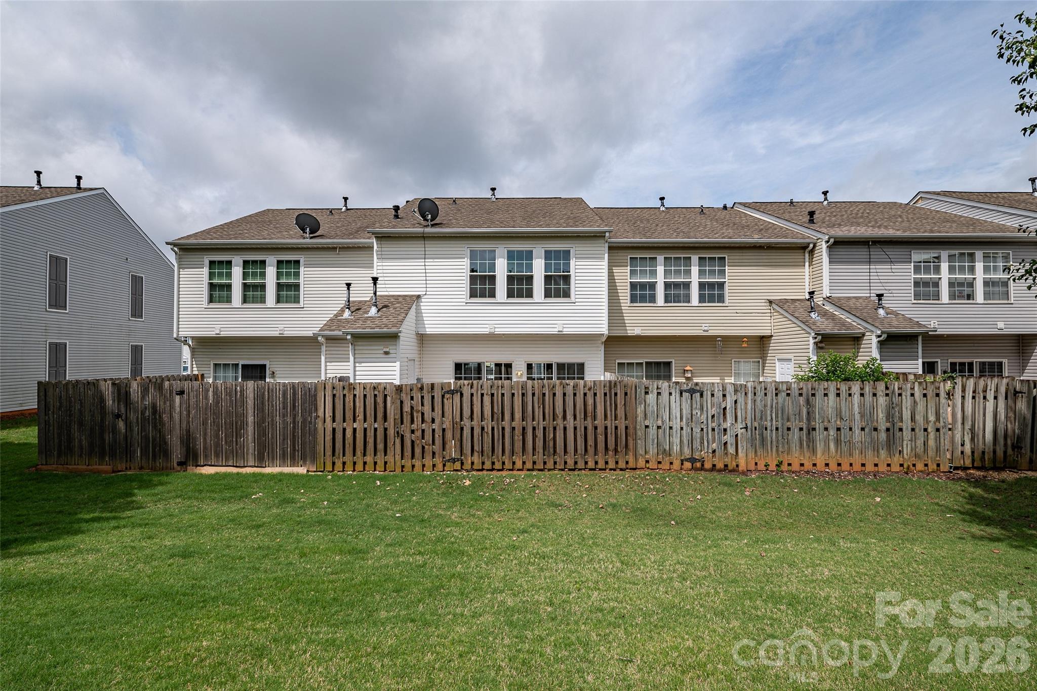 3186 Mannington Drive Property Photo 35