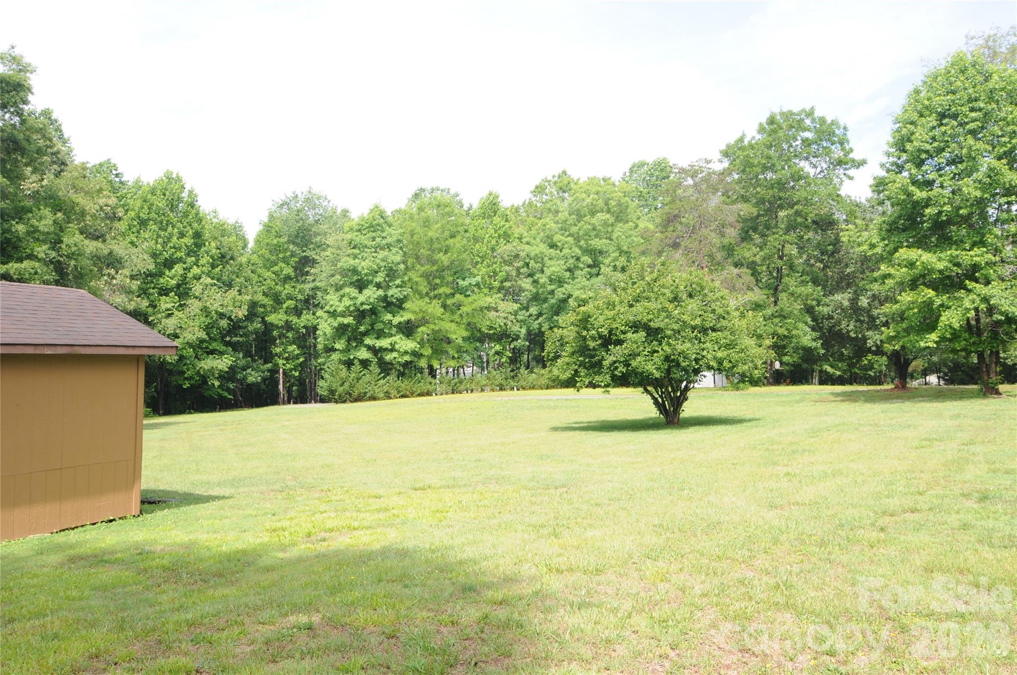 4227 Kent Street Property Photo 4
