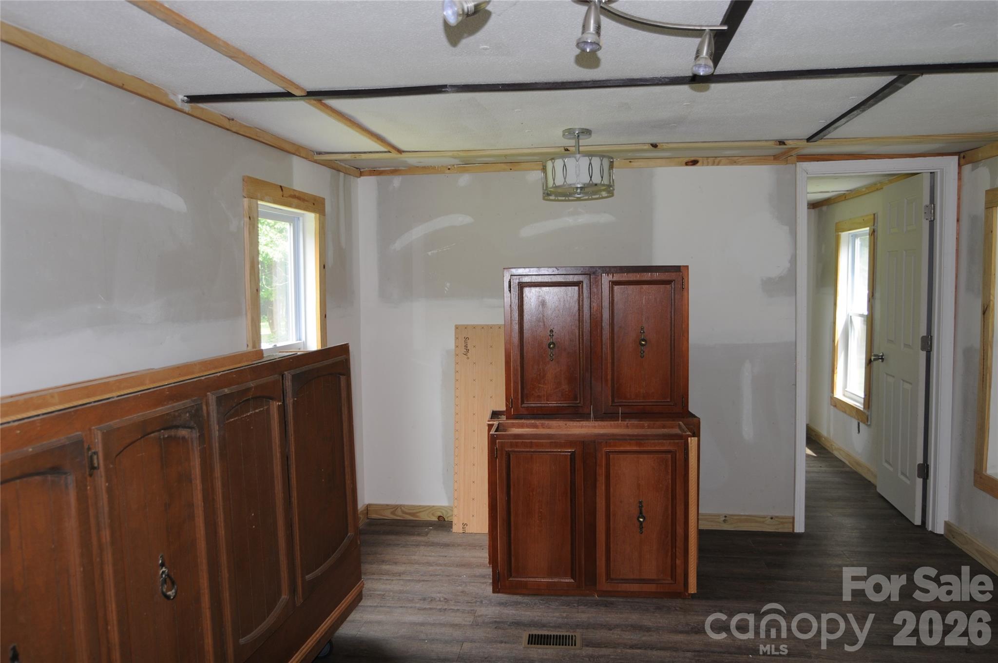4227 Kent Street Property Photo 19