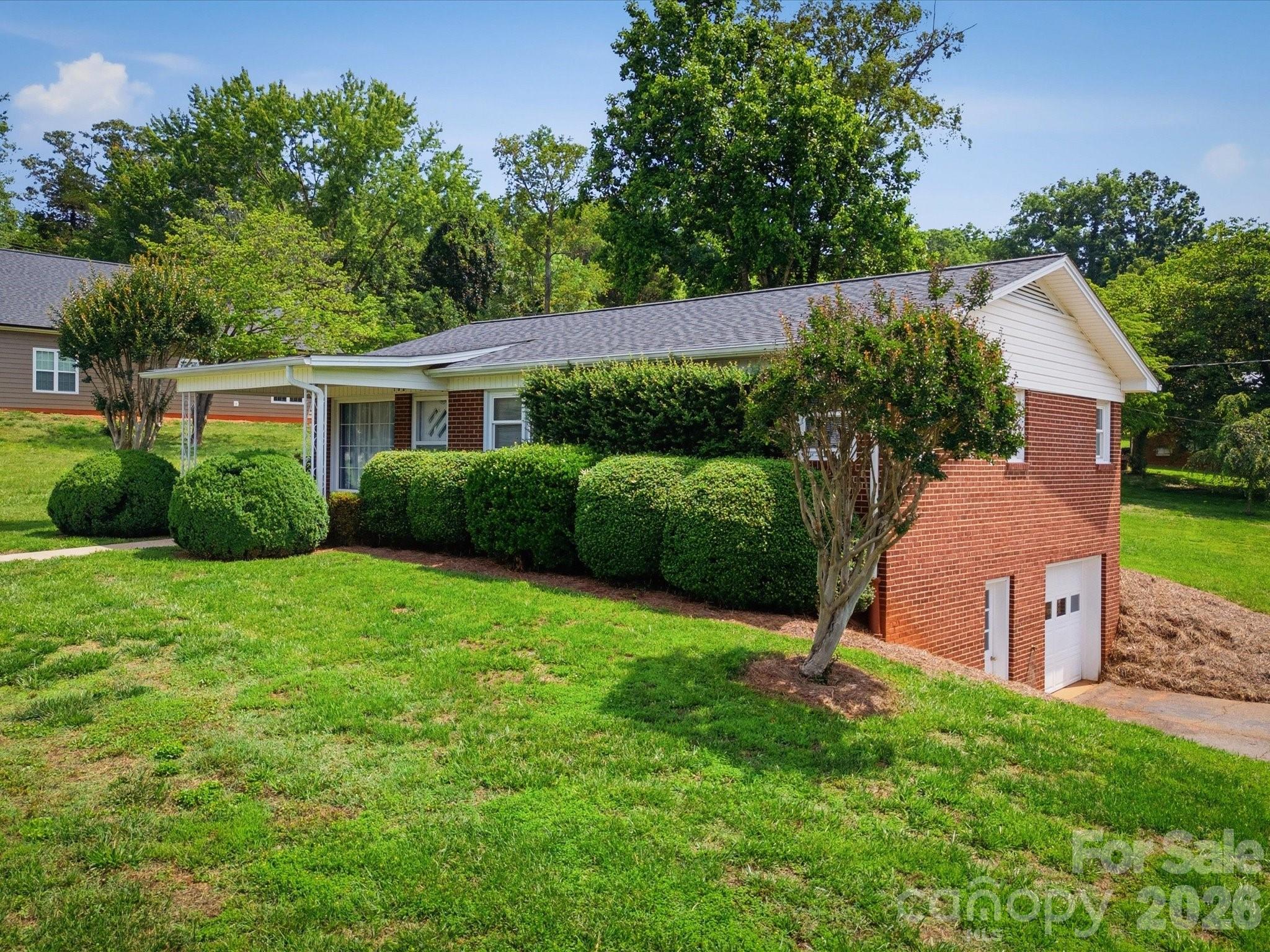 132 Starmount Circle 85-88 Property Photo 2