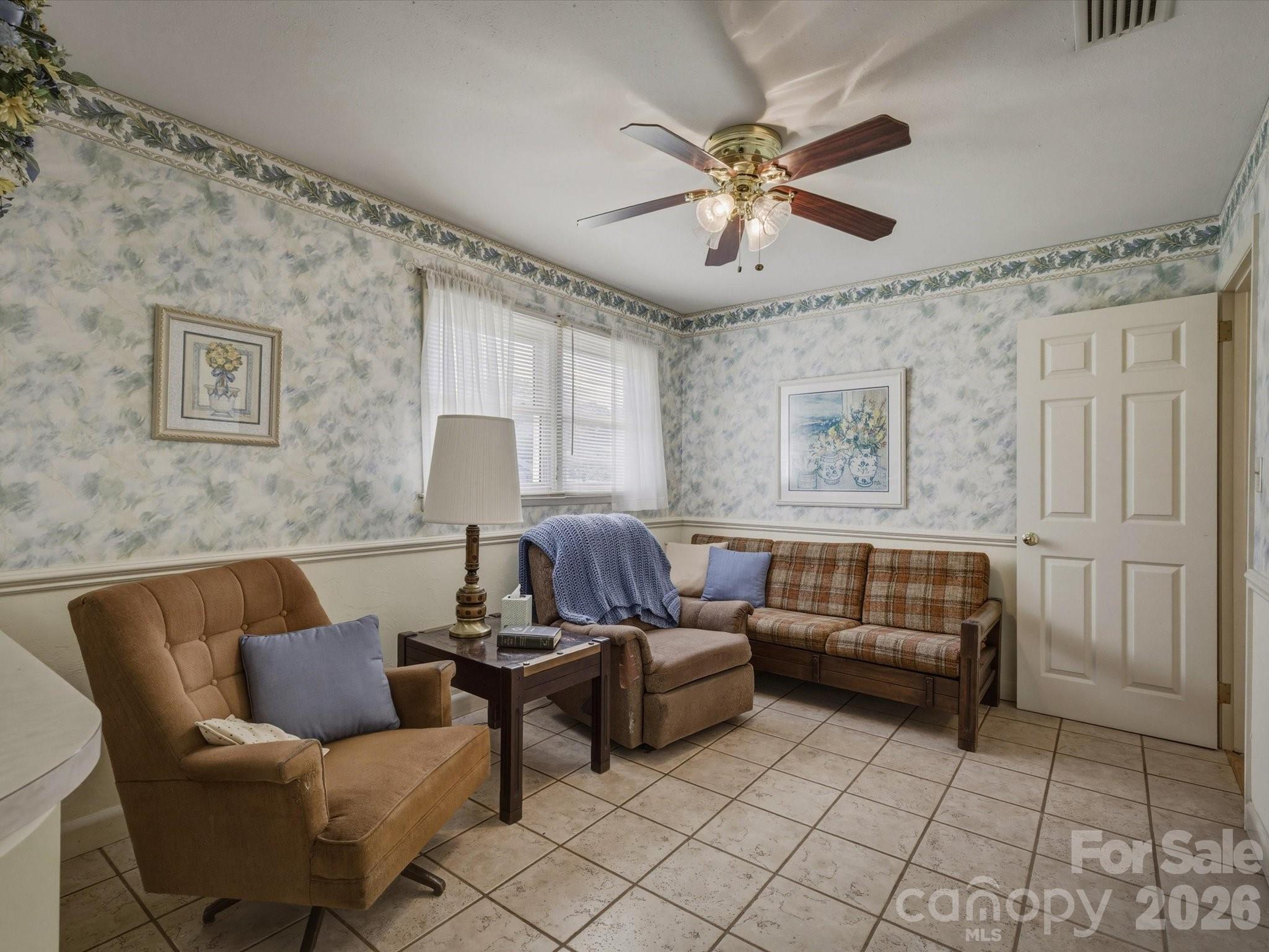 132 Starmount Circle 85-88 Property Photo 23
