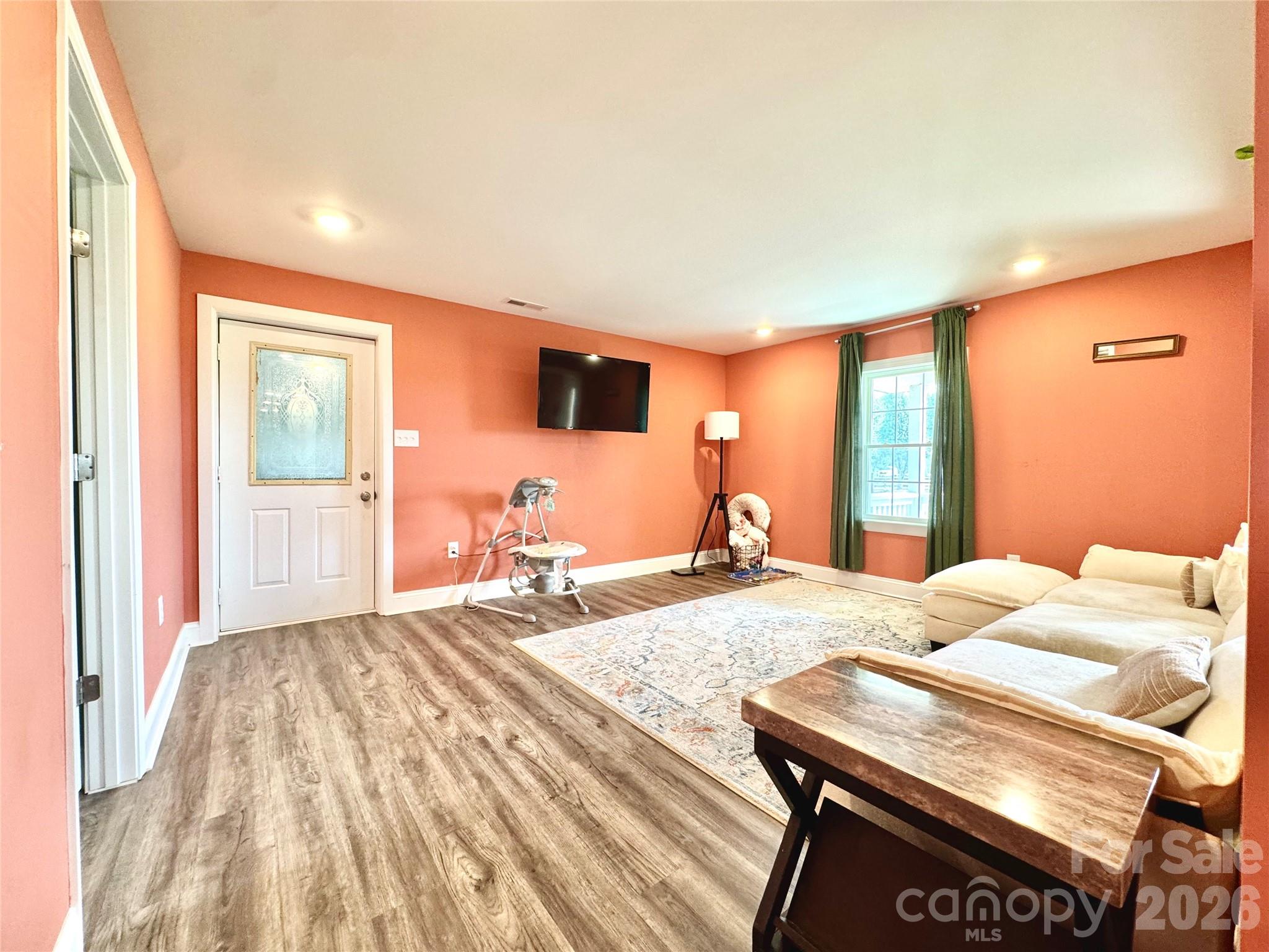 1514 Clarence Secrest Road Property Photo 4