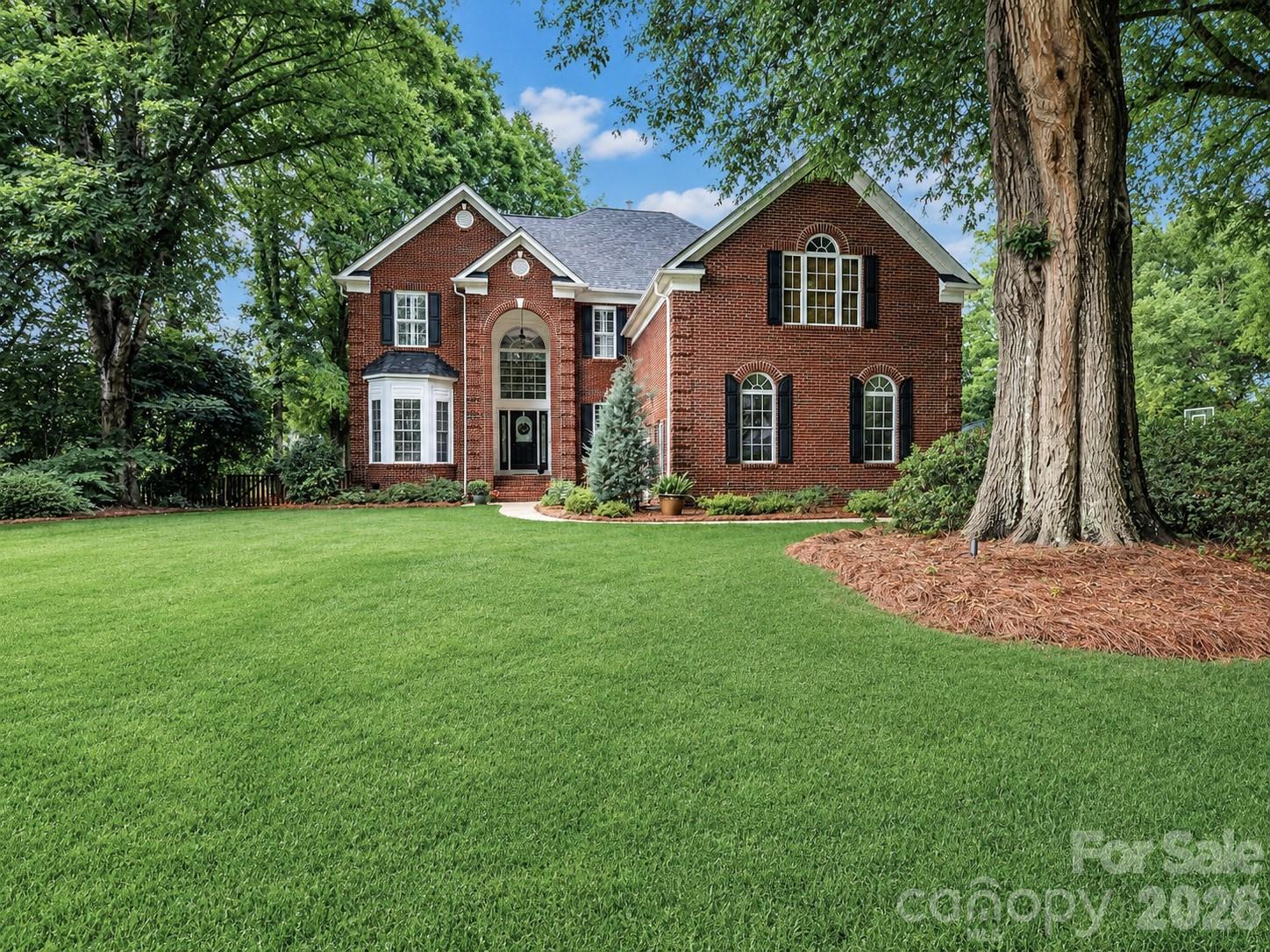 109 Longboat Road Property Photo 1