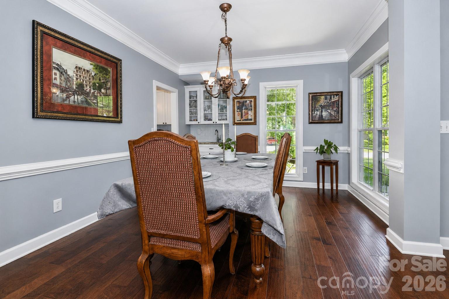 109 Longboat Road Property Photo 8