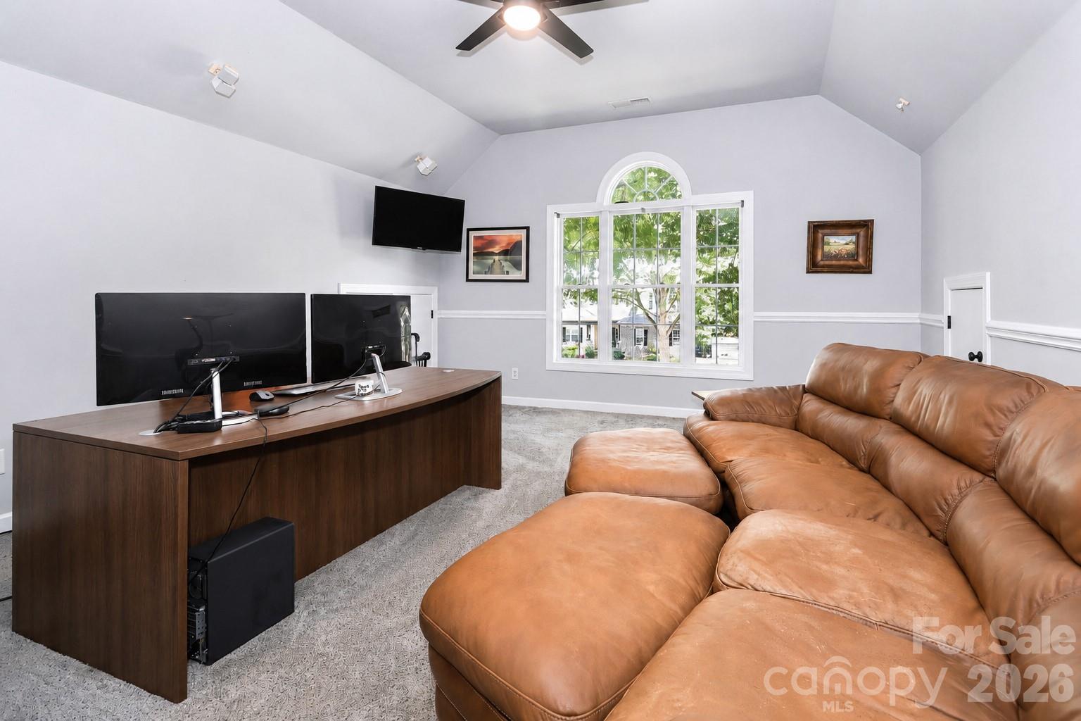 109 Longboat Road Property Photo 34