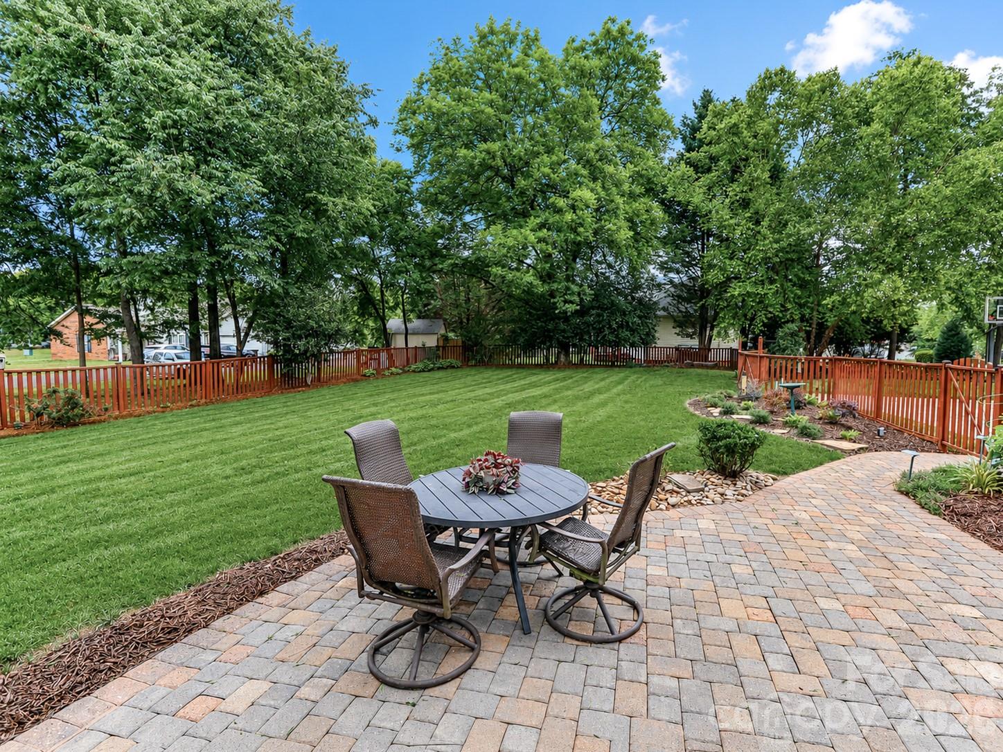 109 Longboat Road Property Photo 42