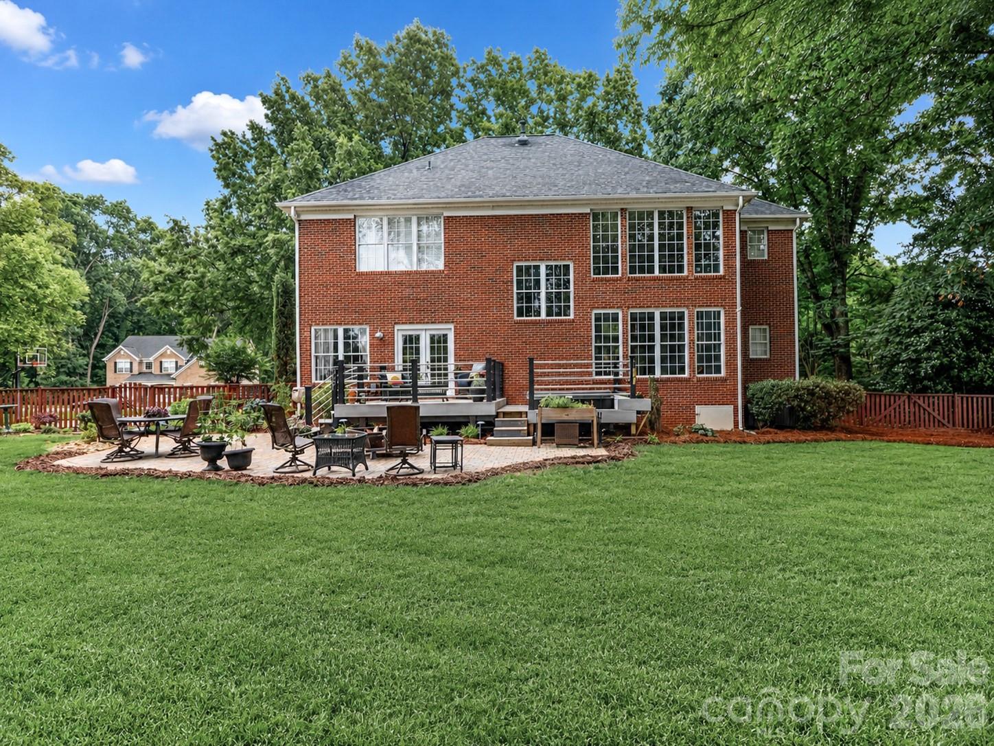 109 Longboat Road Property Photo 44