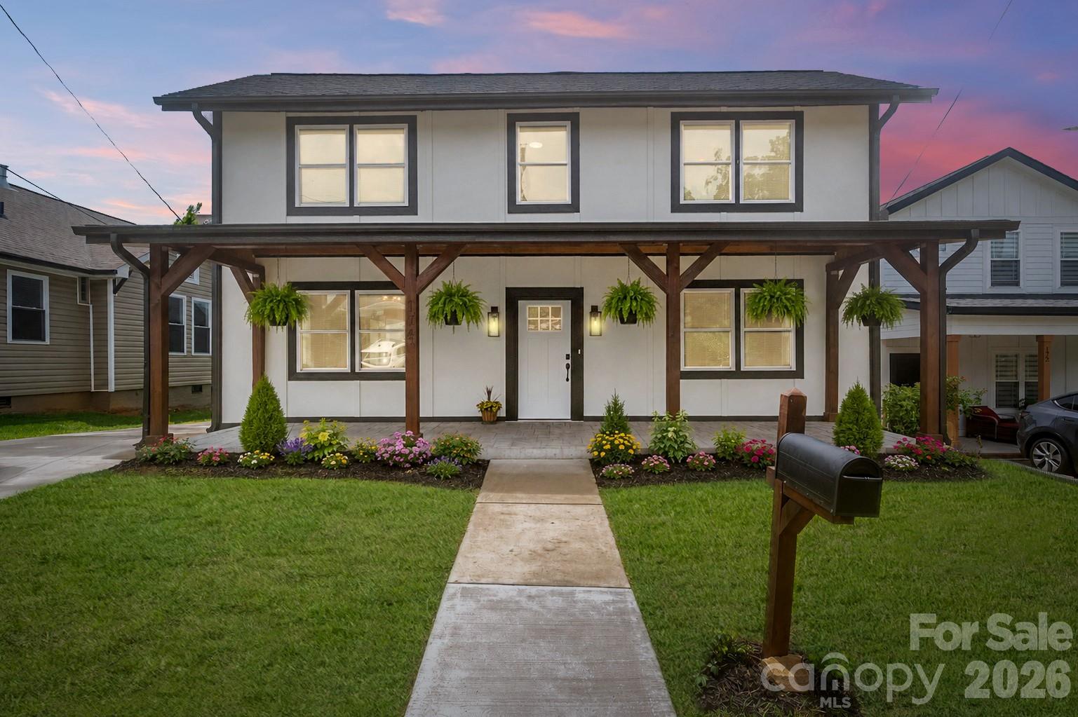 174 Tournament Drive Property Photo 1