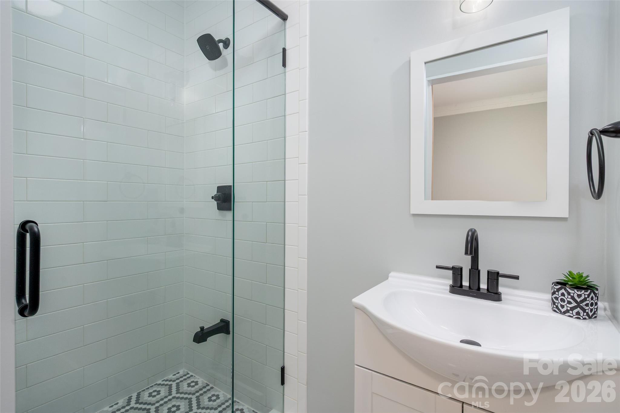 174 Tournament Drive Property Photo 32