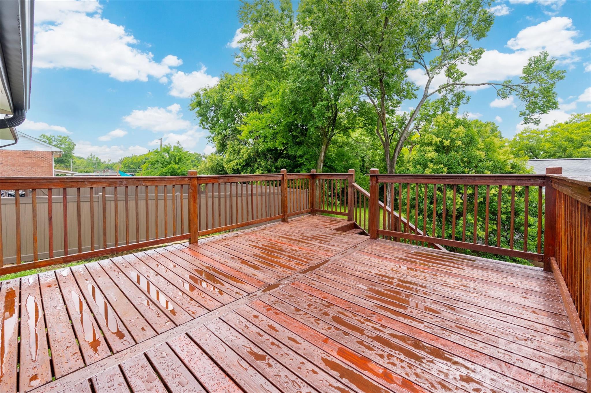 174 Tournament Drive Property Photo 43