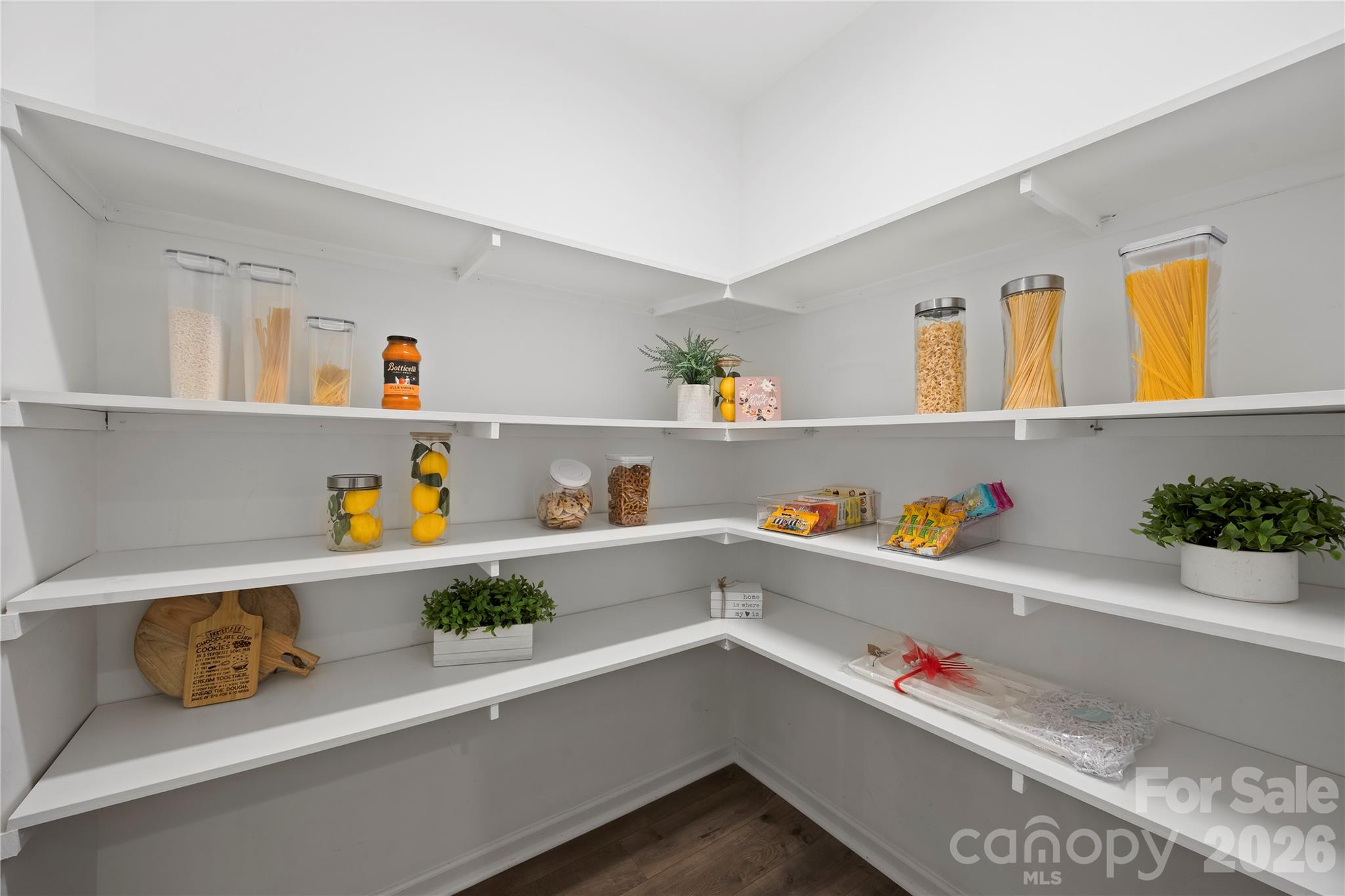 153 Halifax Drive Property Photo 12