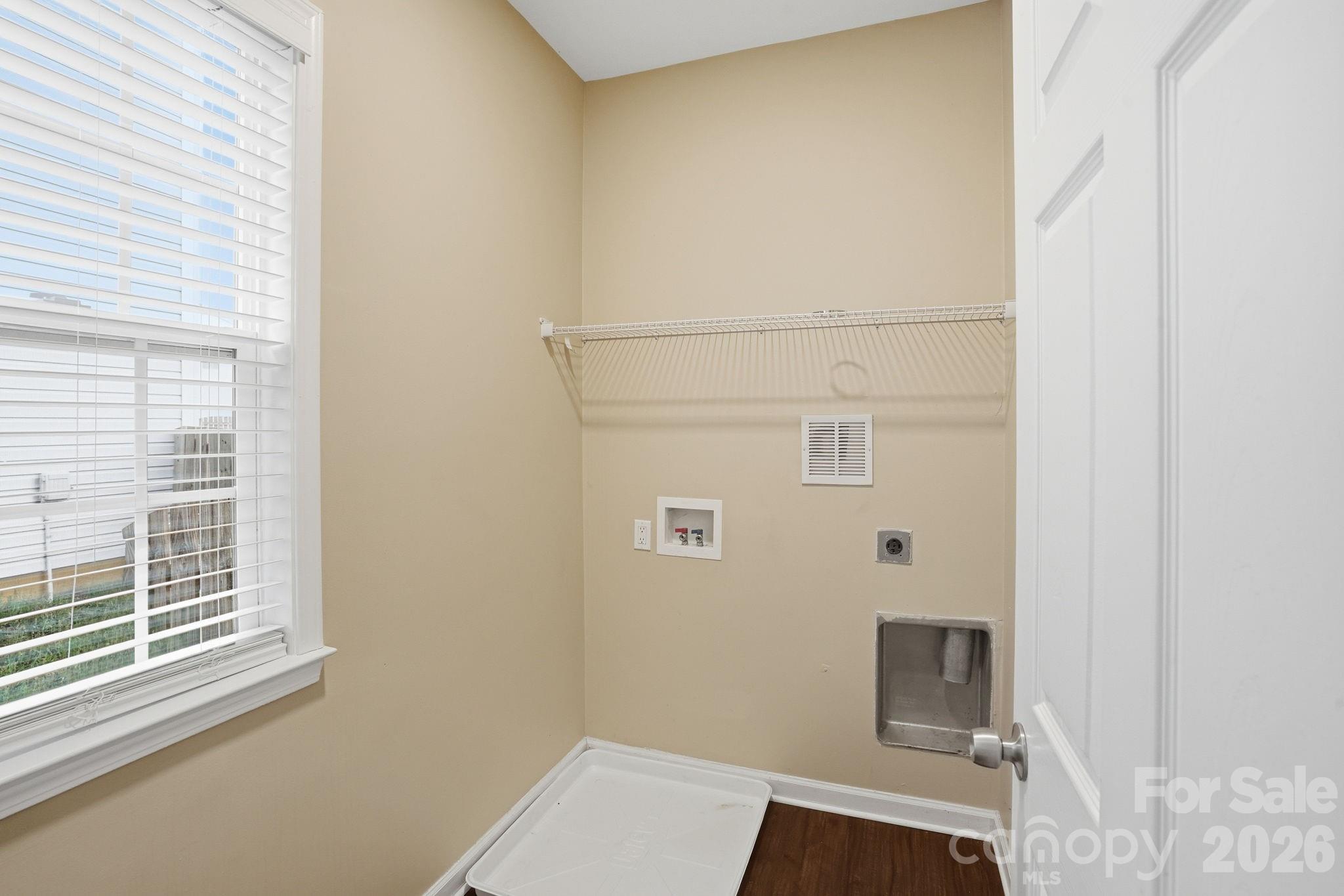 2910 Azalea Hills Drive Property Photo 28