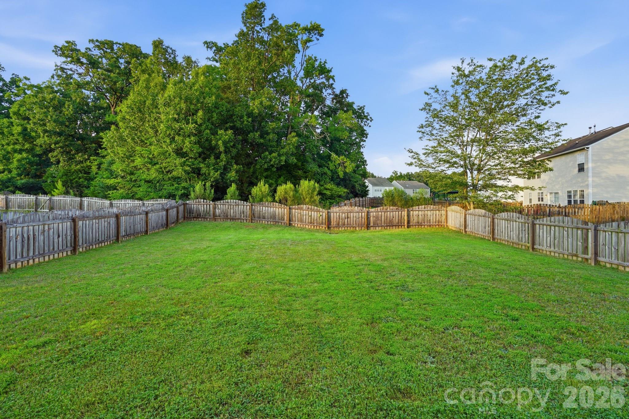 2910 Azalea Hills Drive Property Photo 34