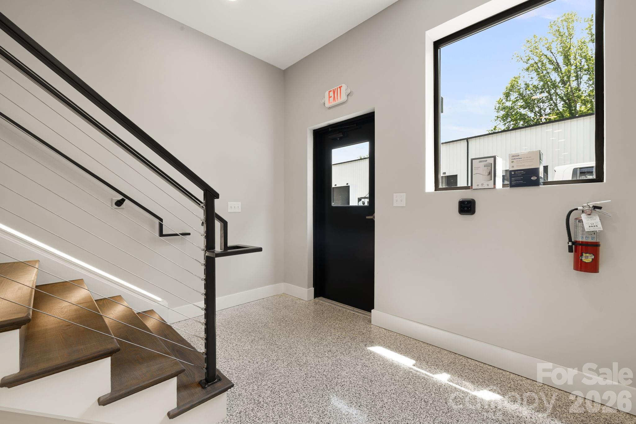130 Speed Way B Property Photo 2