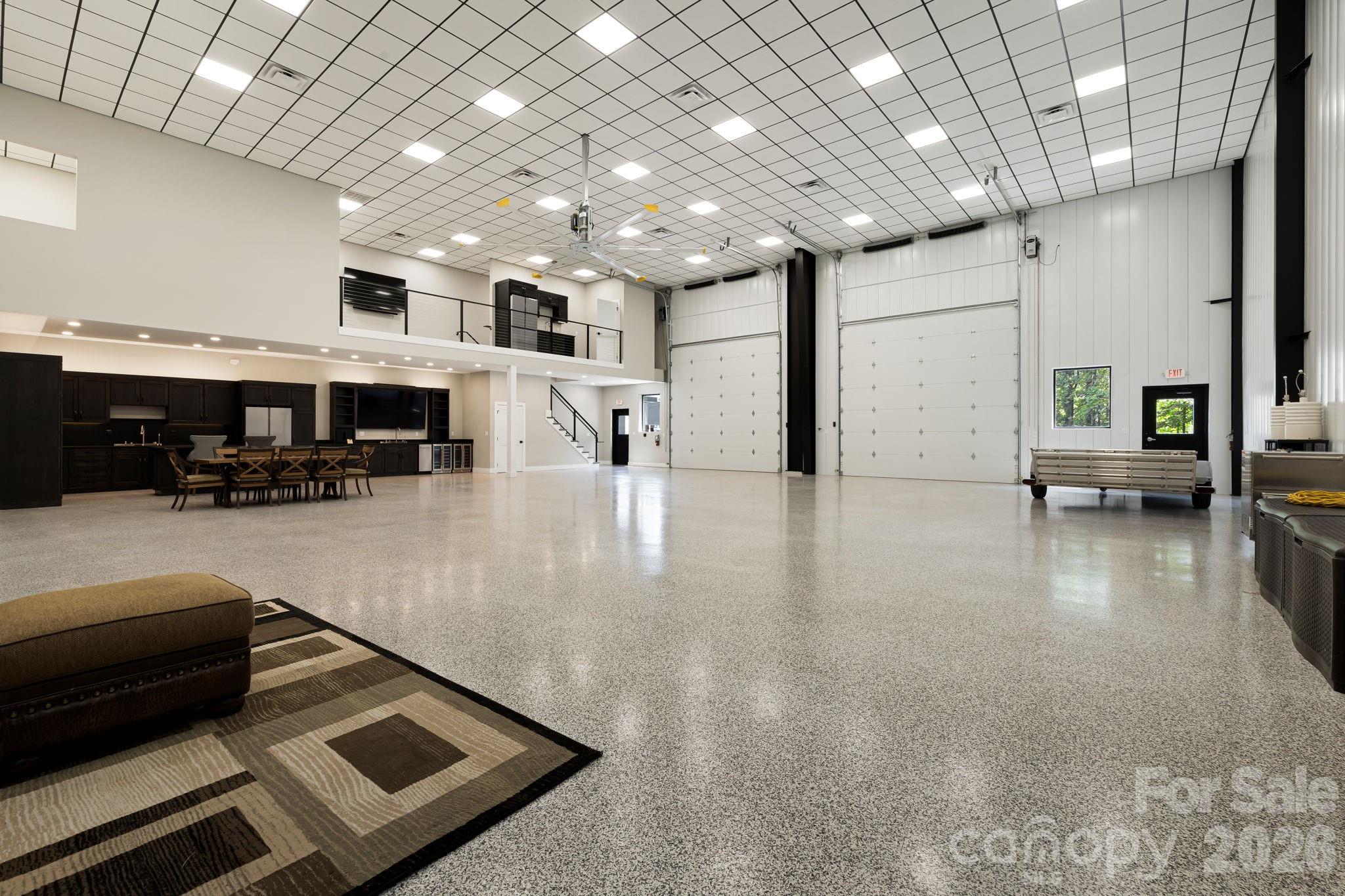 130 Speed Way B Property Photo 7