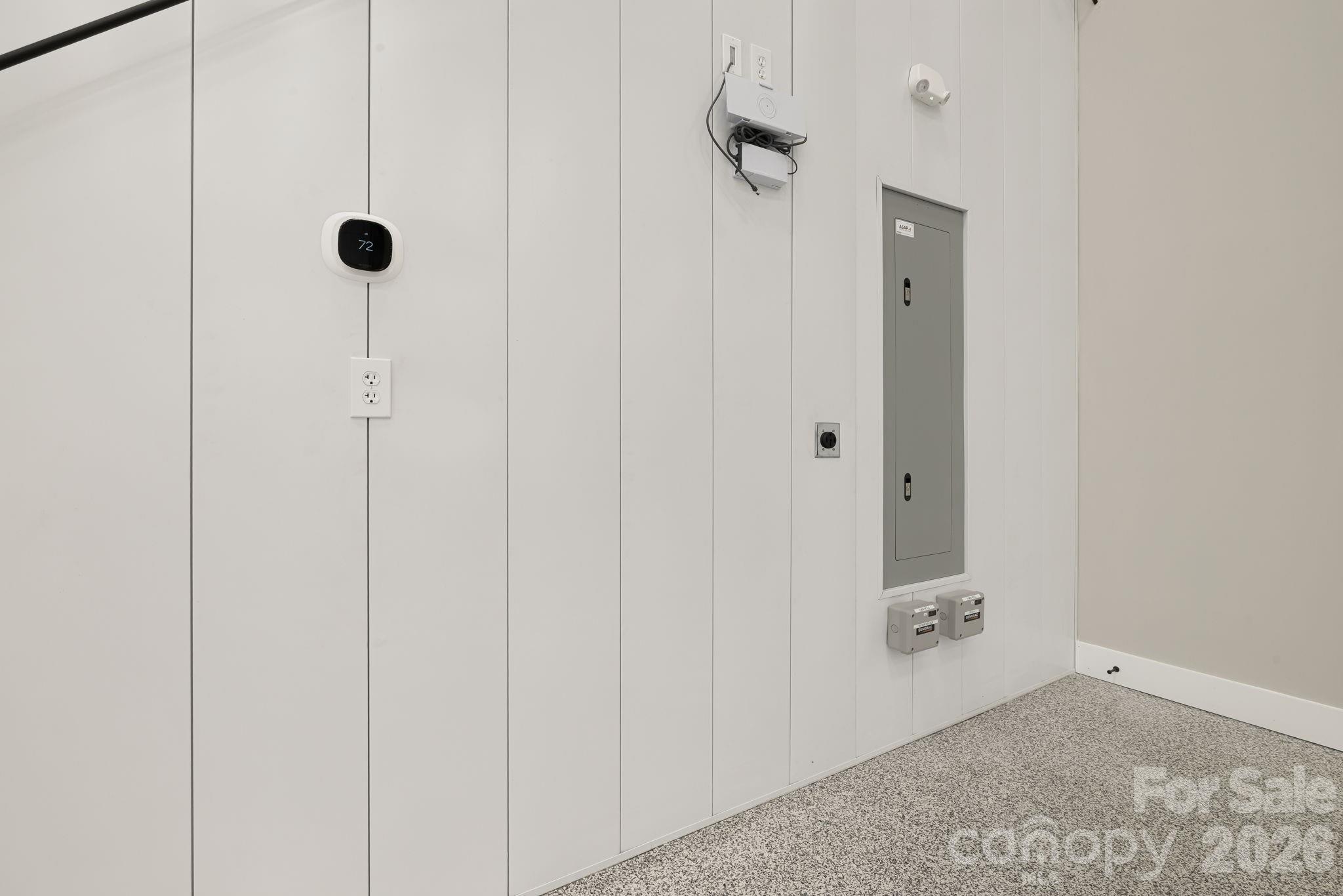 130 Speed Way B Property Photo 11