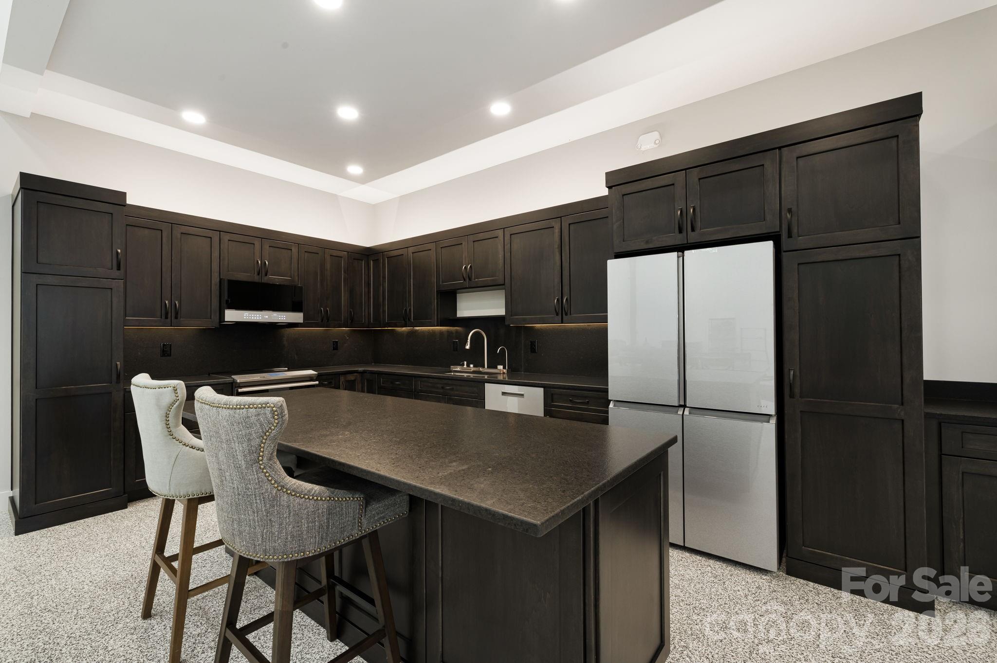 130 Speed Way B Property Photo 13