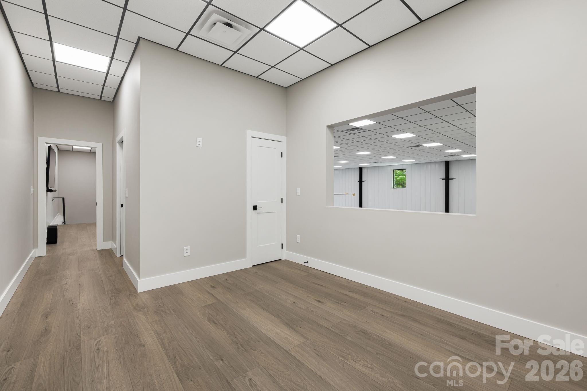 130 Speed Way B Property Photo 28