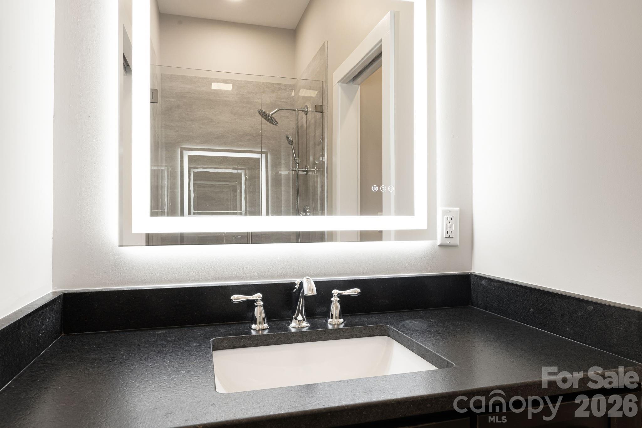 130 Speed Way B Property Photo 30