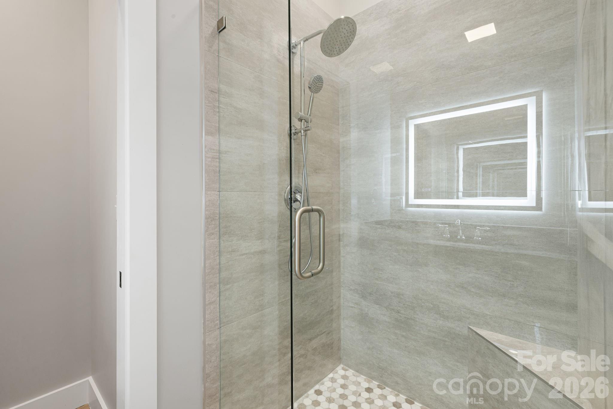 130 Speed Way B Property Photo 31