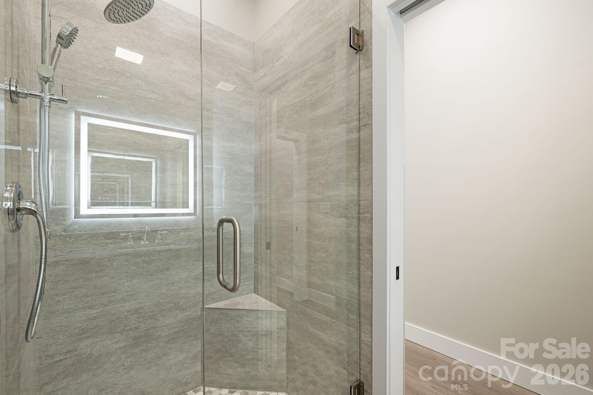 130 Speed Way B Property Photo 32