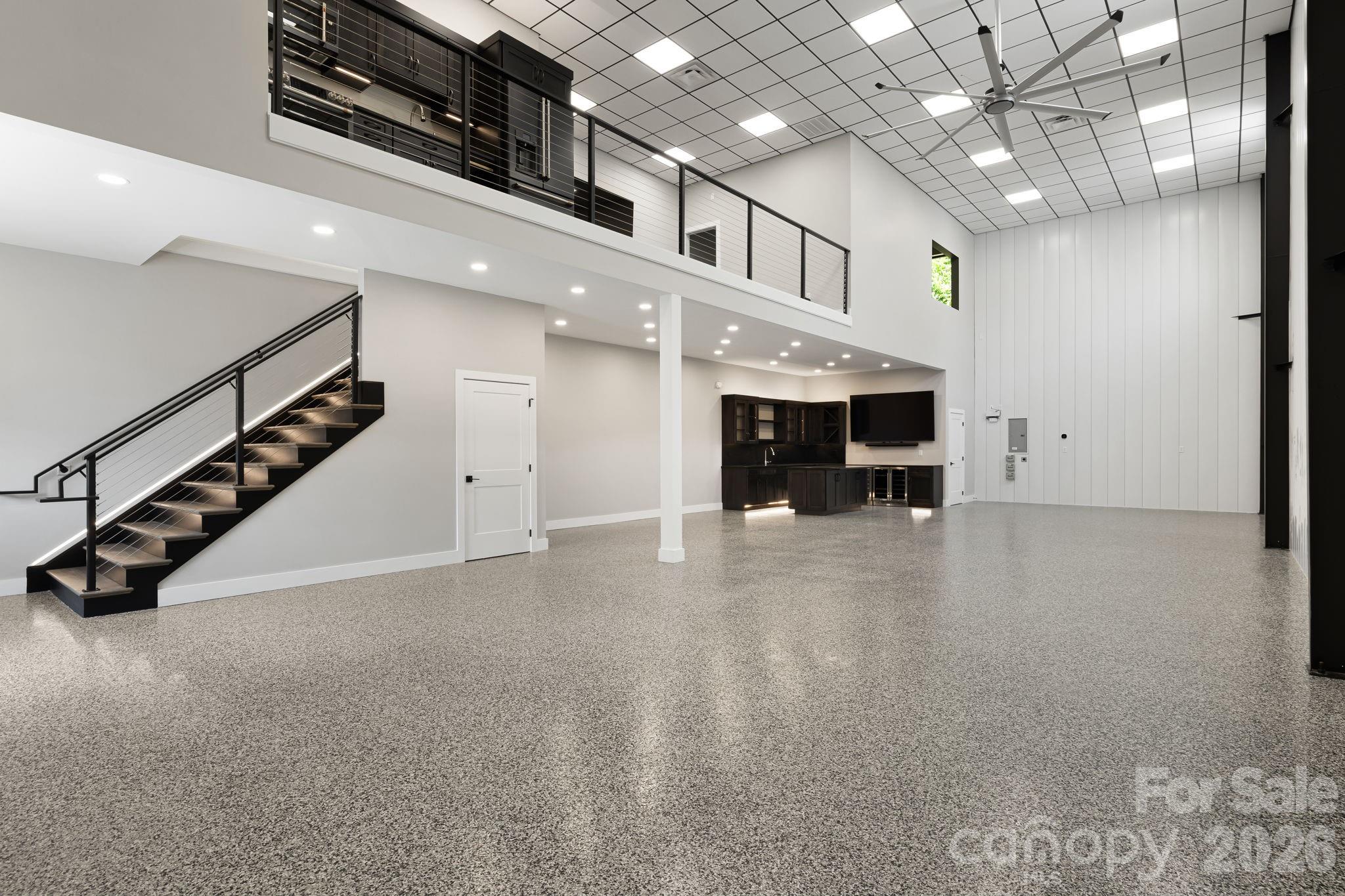 130 Speed Way A Property Photo 4