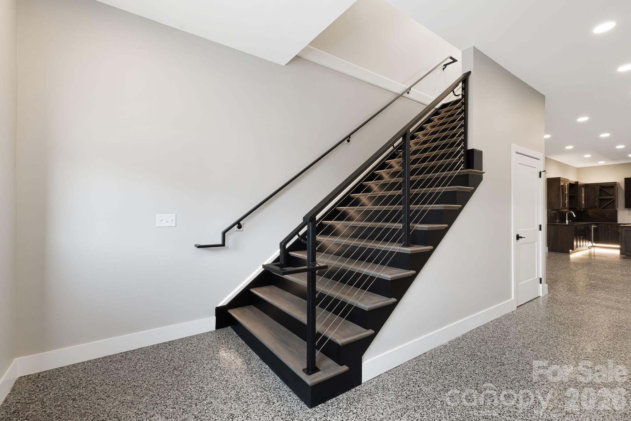 130 Speed Way A Property Photo 5