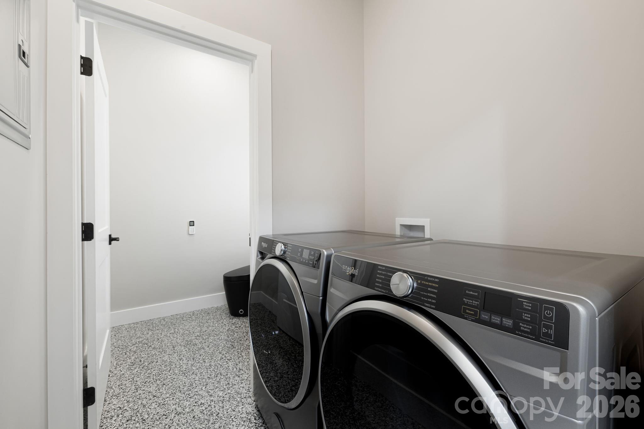 130 Speed Way A Property Photo 24