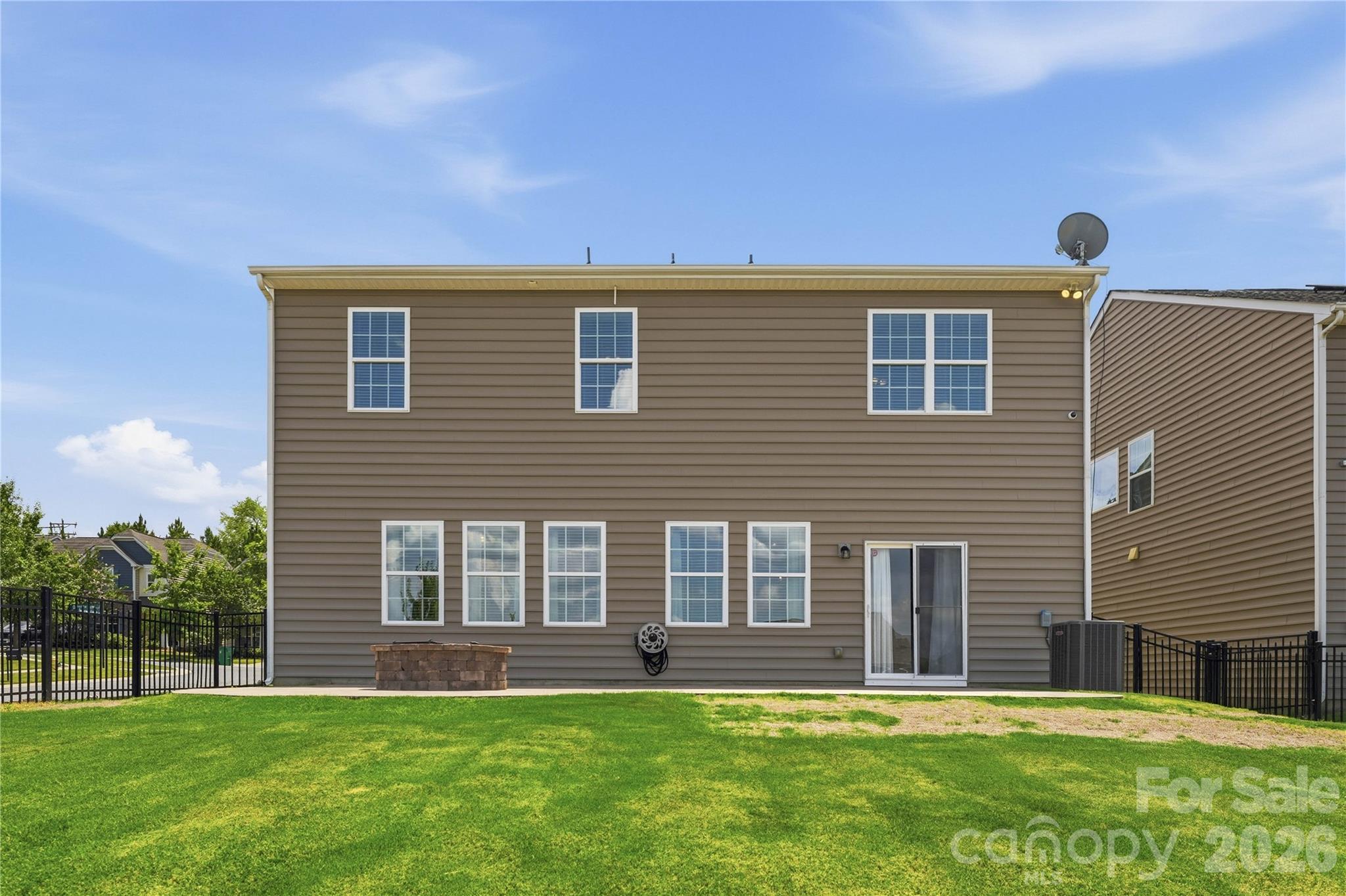 13731 Canterbury Castle Drive Property Photo 25