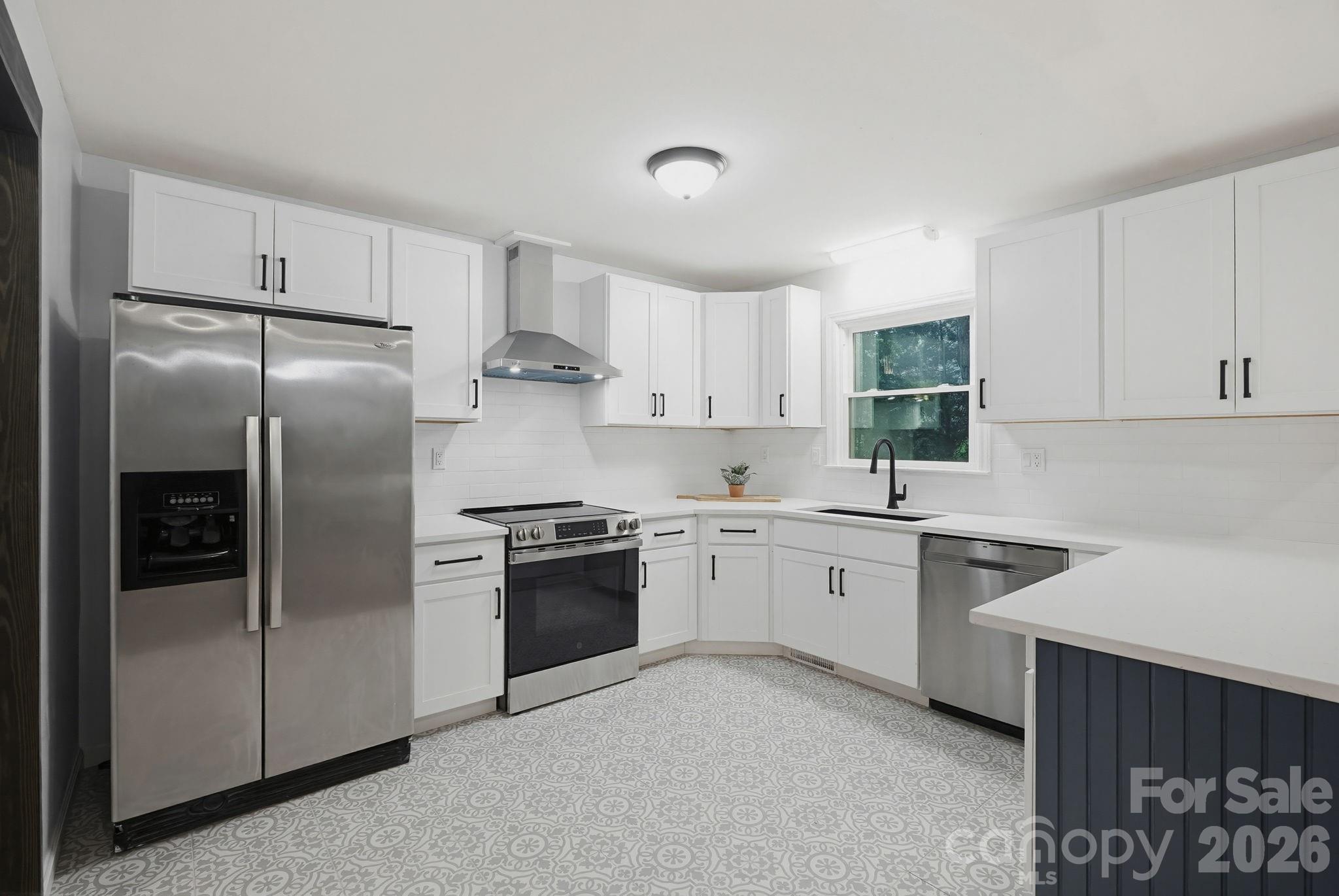 1623 Lumarka Drive Property Photo 8