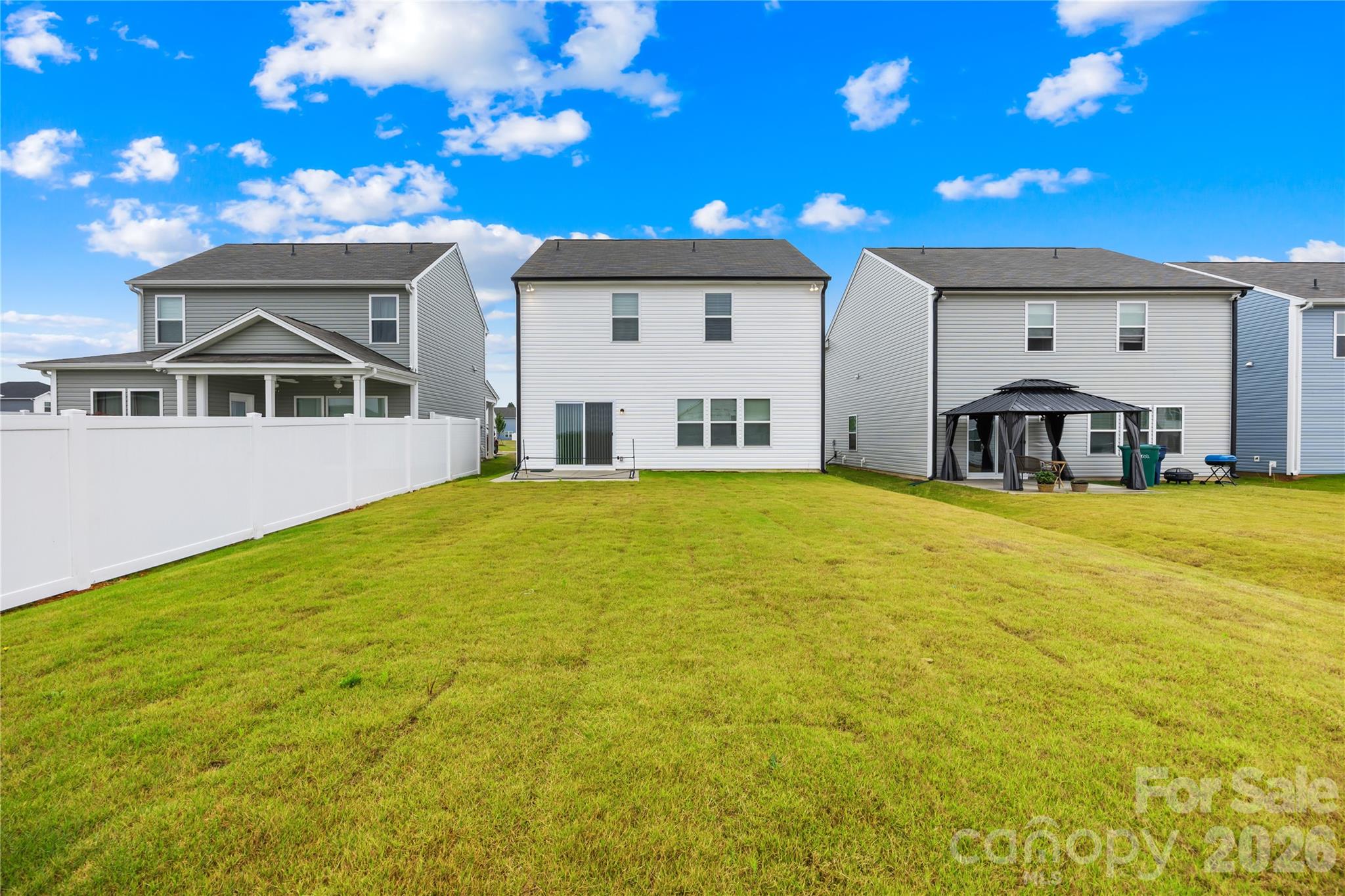 2312 Morgan Hills Drive Property Photo 4