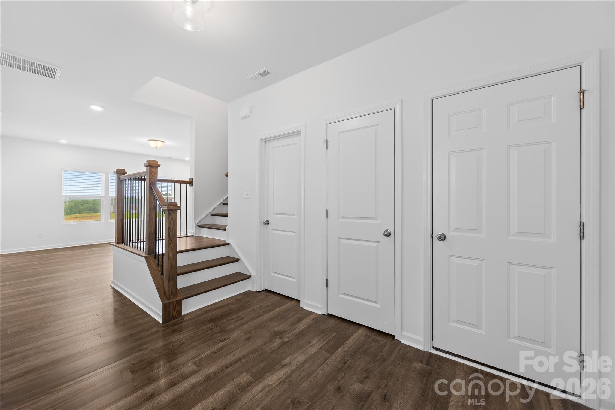 2312 Morgan Hills Drive Property Photo 5