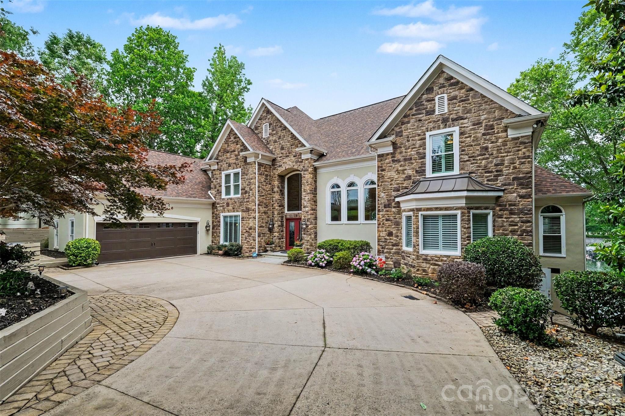 16105 Woolwine Road Property Photo 2