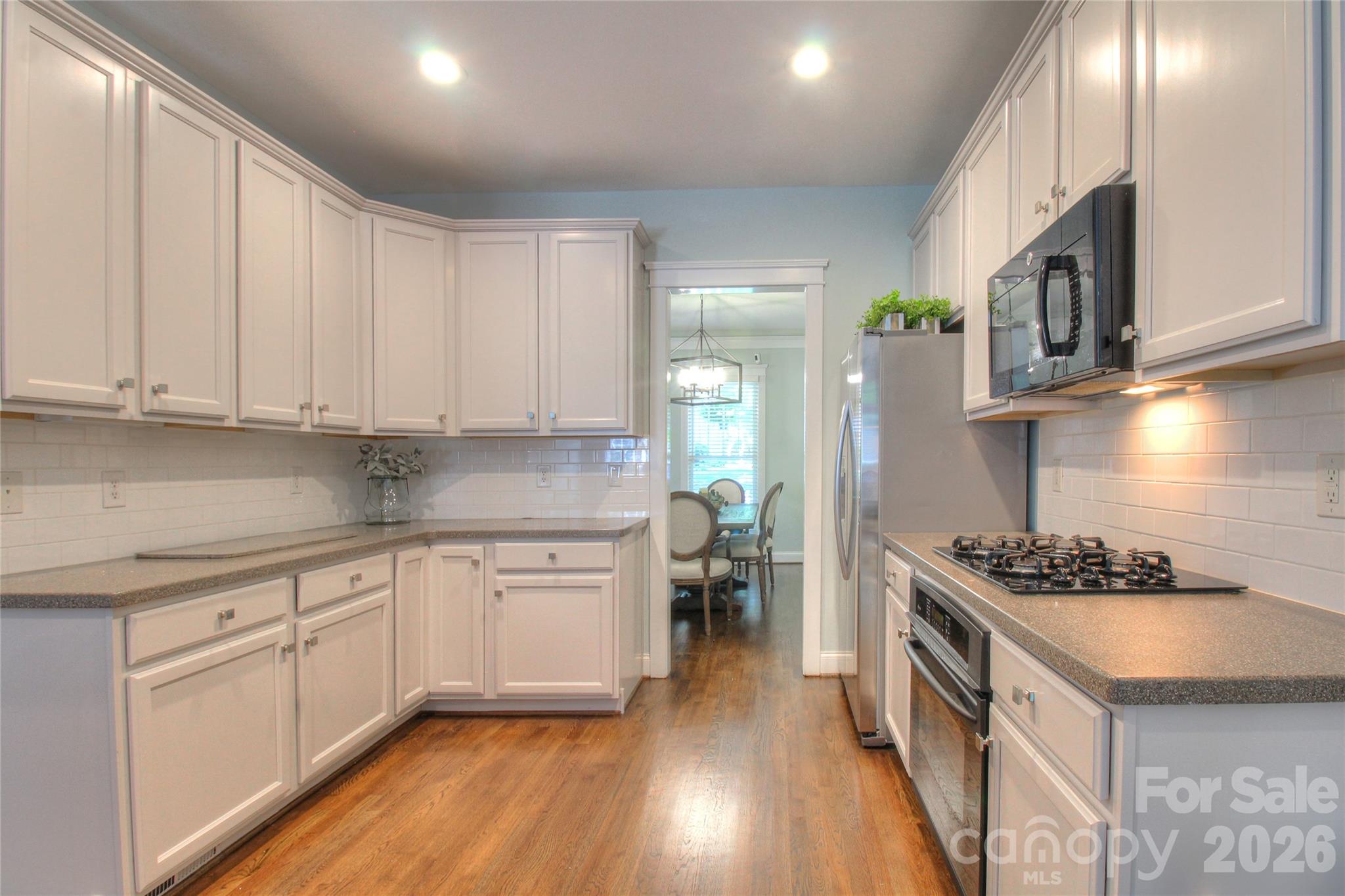 3009 Thayer Drive Property Photo 9