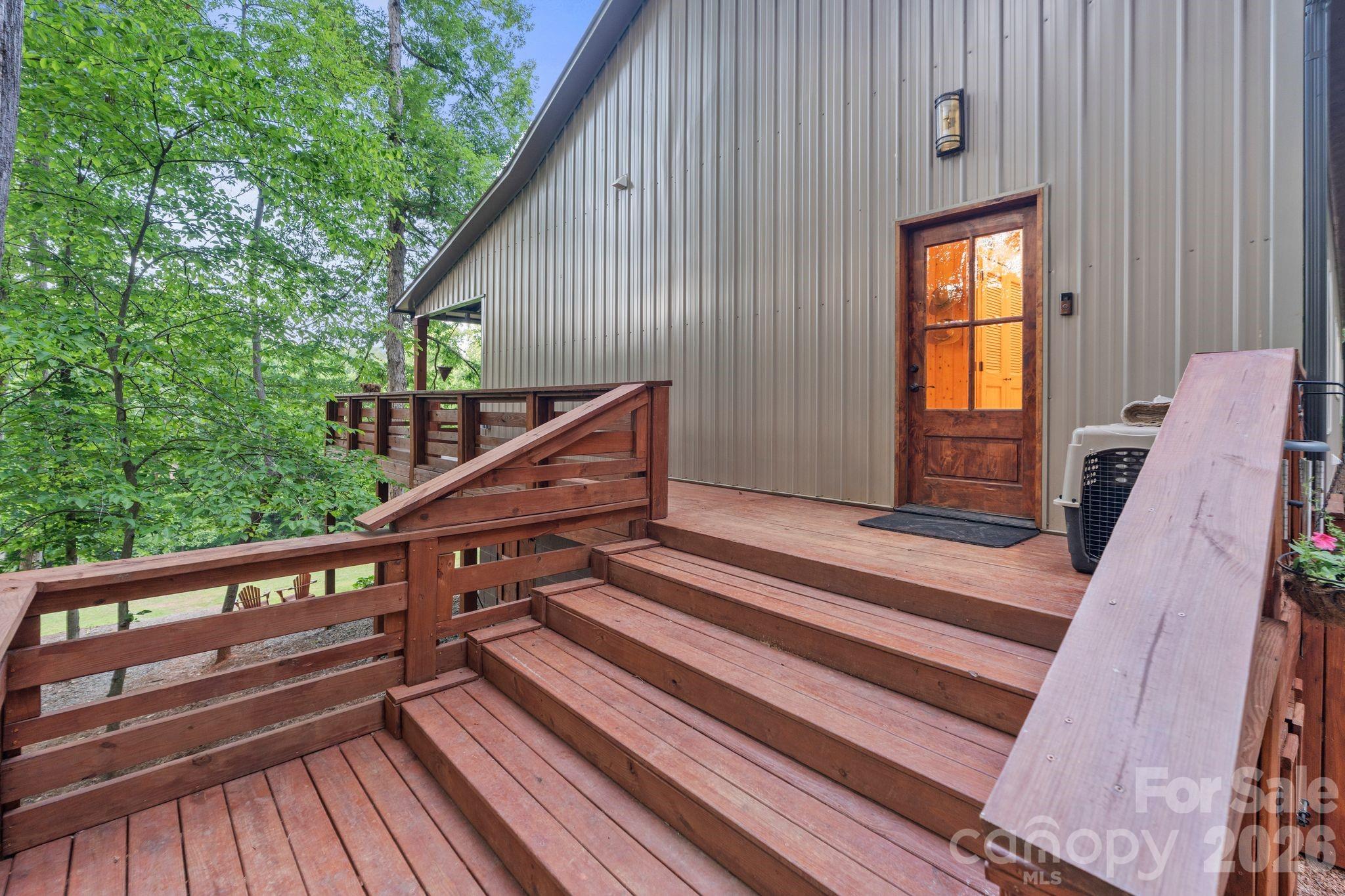 9870 Harvest Lane Property Photo 8