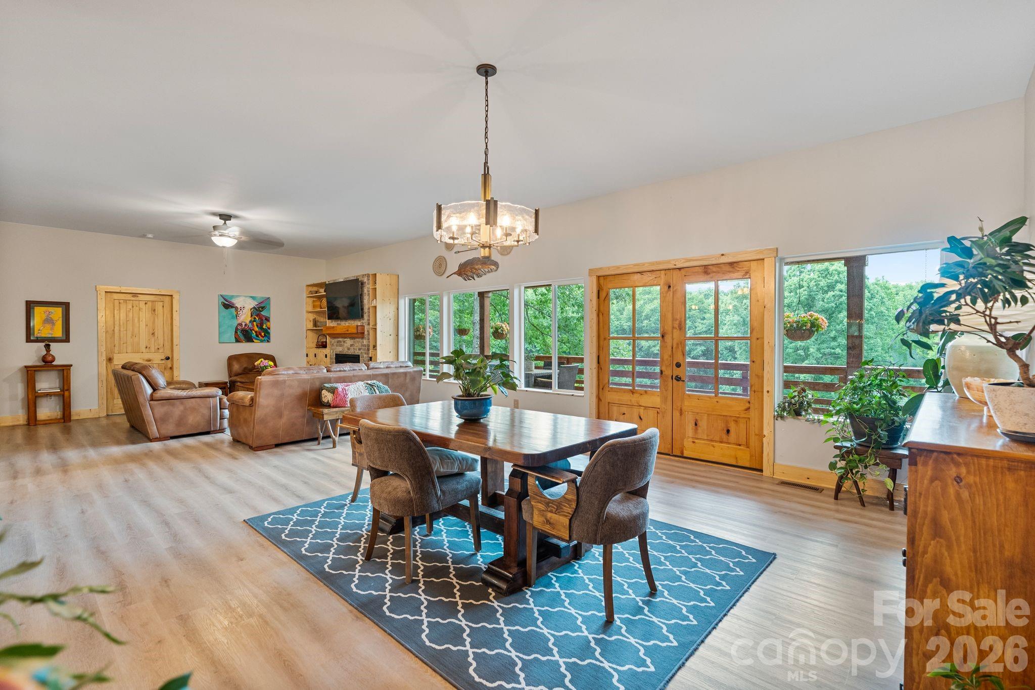 9870 Harvest Lane Property Photo 11