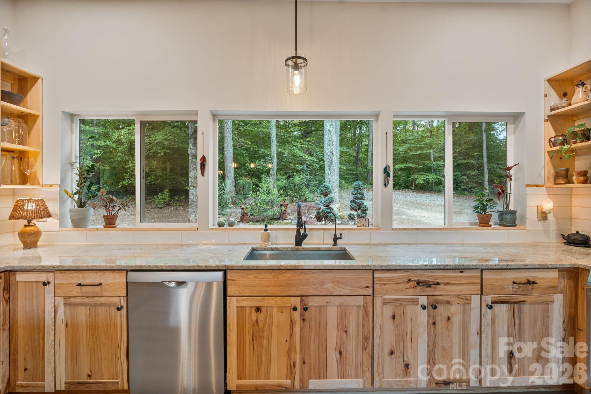 9870 Harvest Lane Property Photo 13