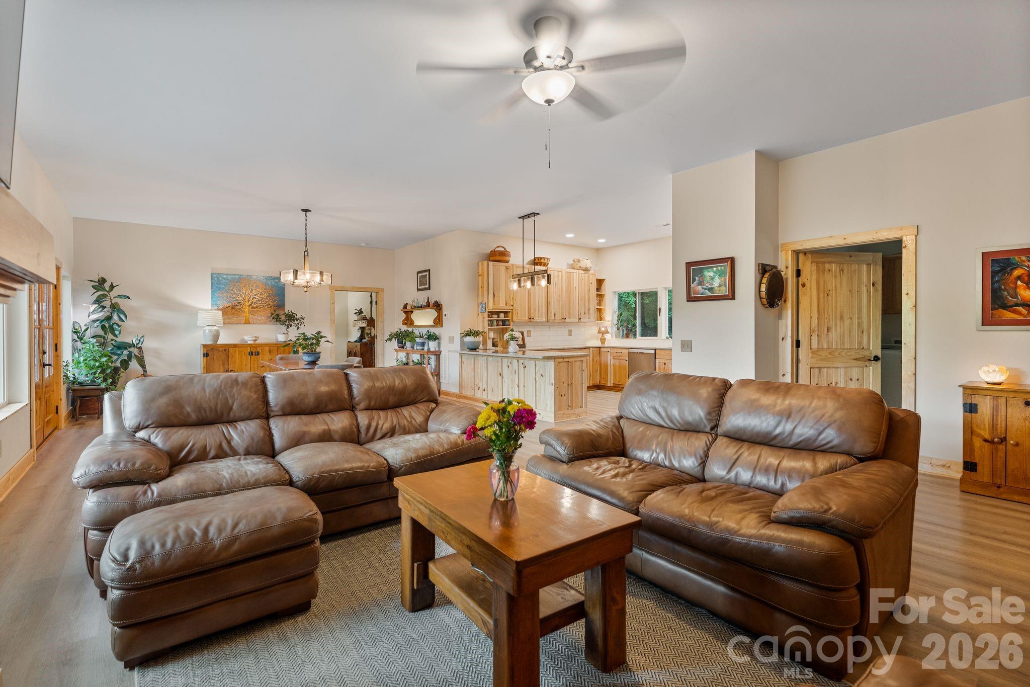 9870 Harvest Lane Property Photo 18