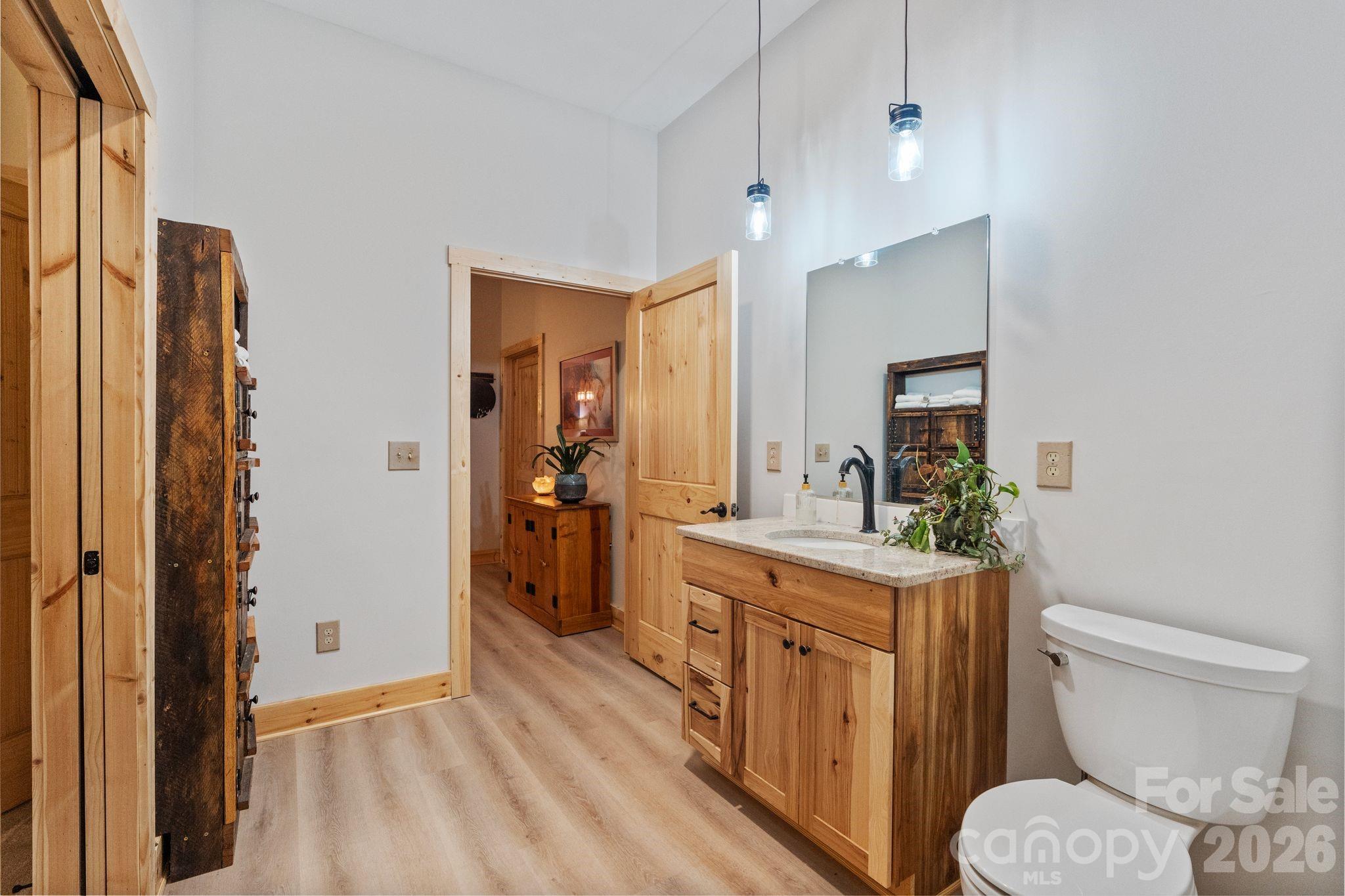 9870 Harvest Lane Property Photo 24