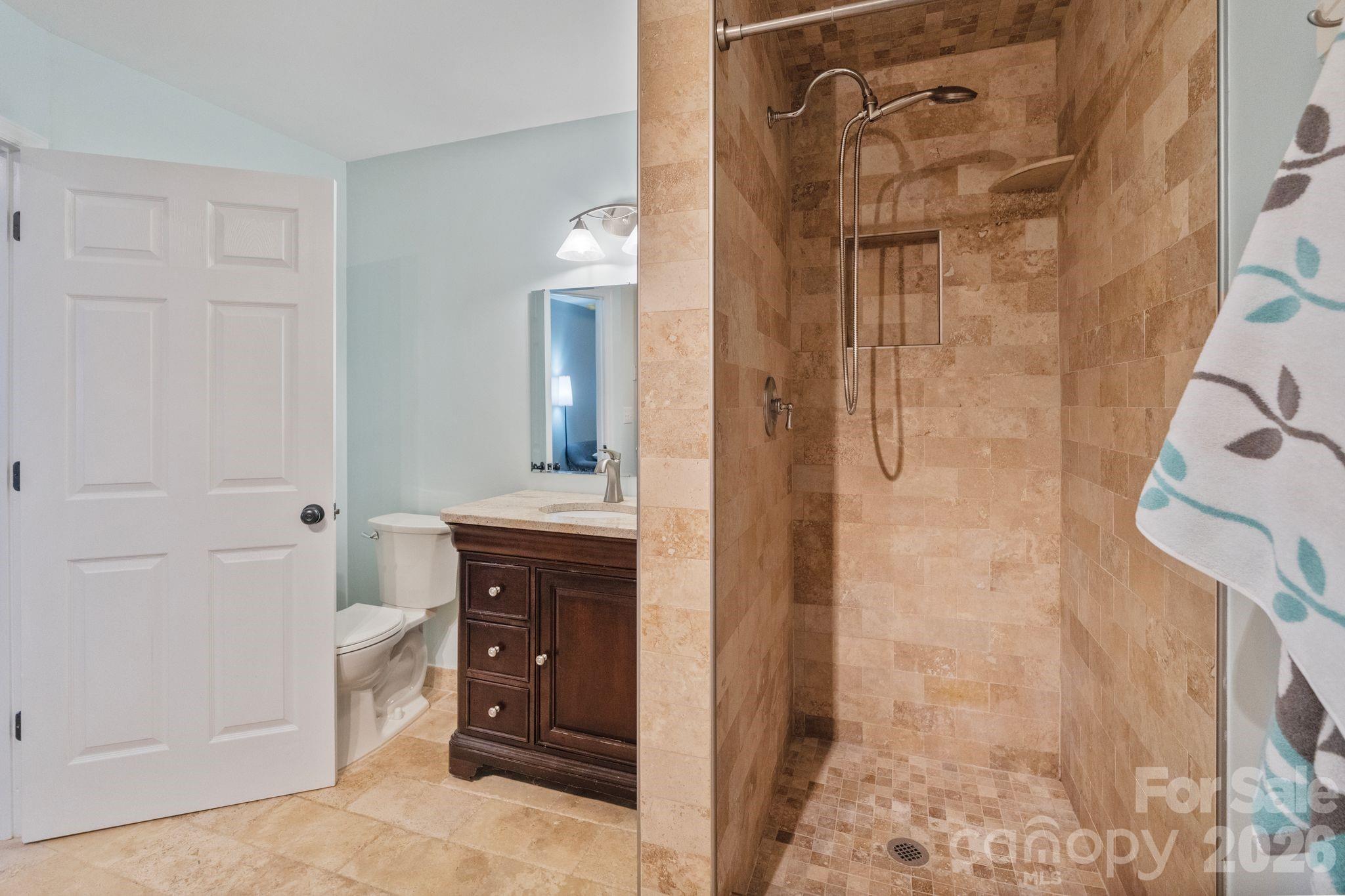 9870 Harvest Lane Property Photo 38