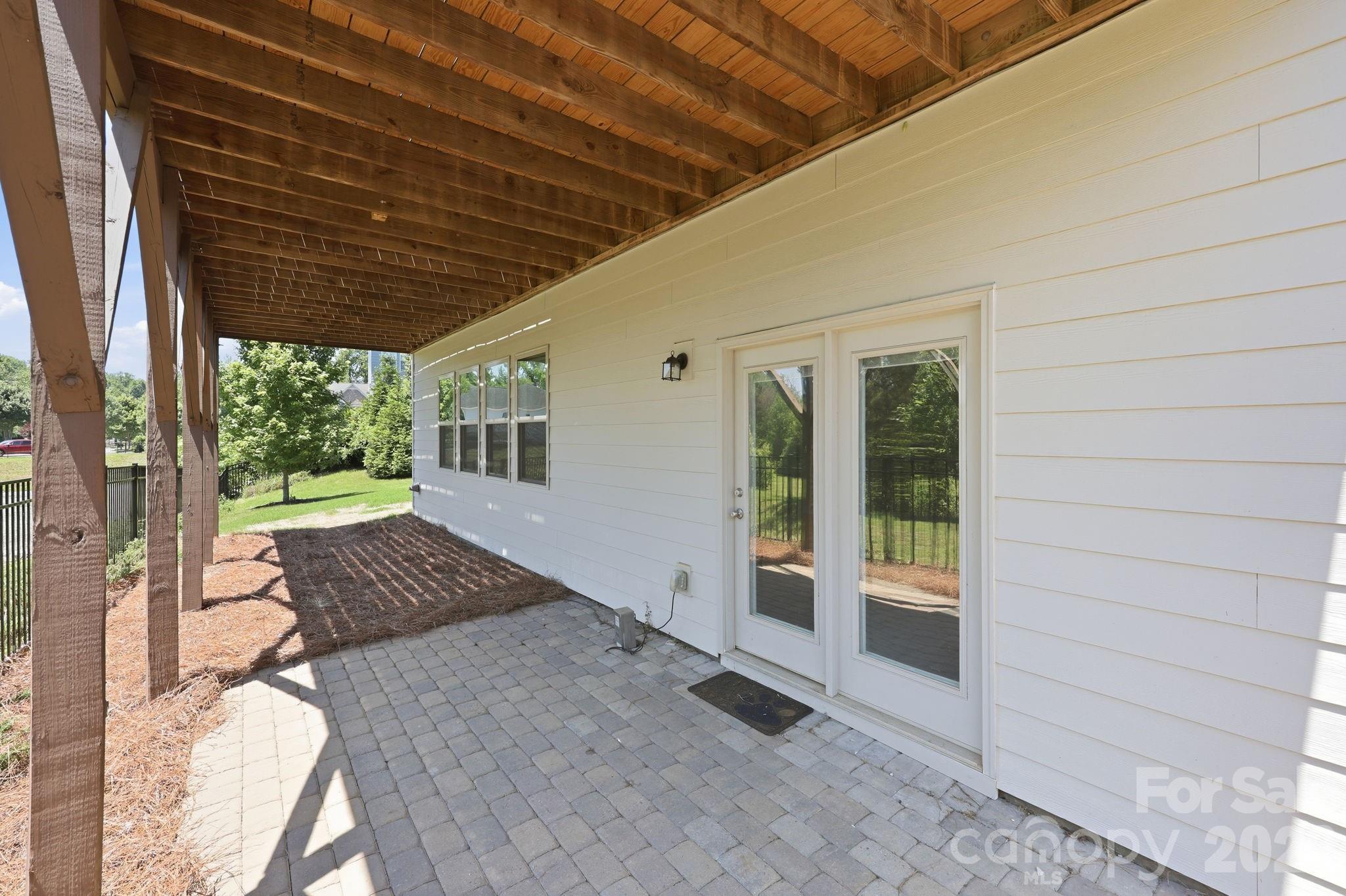 16306 Nicodemus Lane Property Photo 40