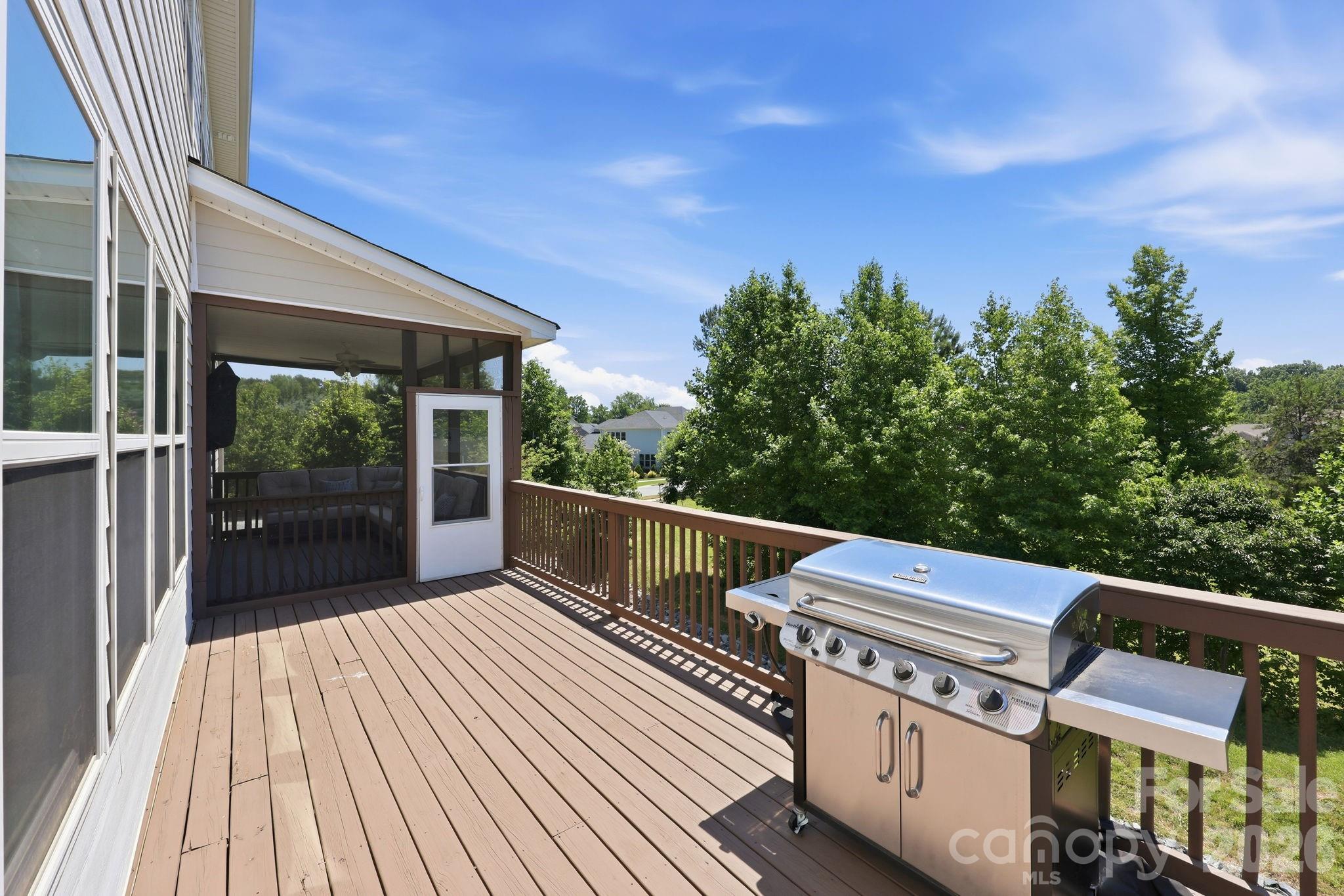16306 Nicodemus Lane Property Photo 41