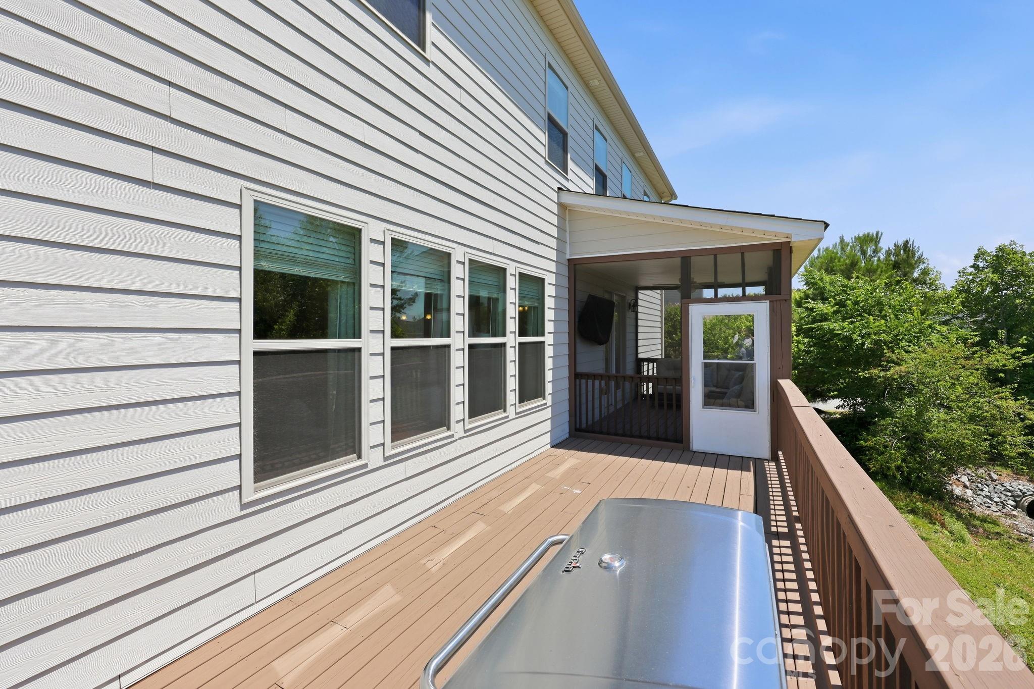 16306 Nicodemus Lane Property Photo 42