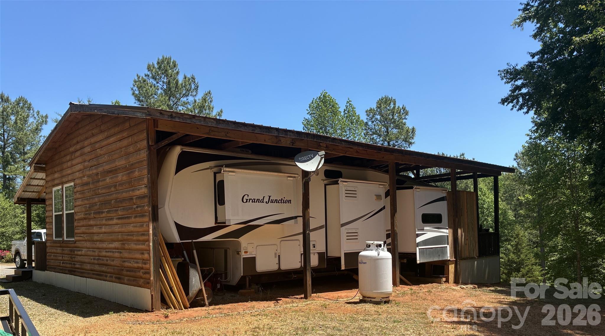 1431 Mountain Creek Road Property Photo 3