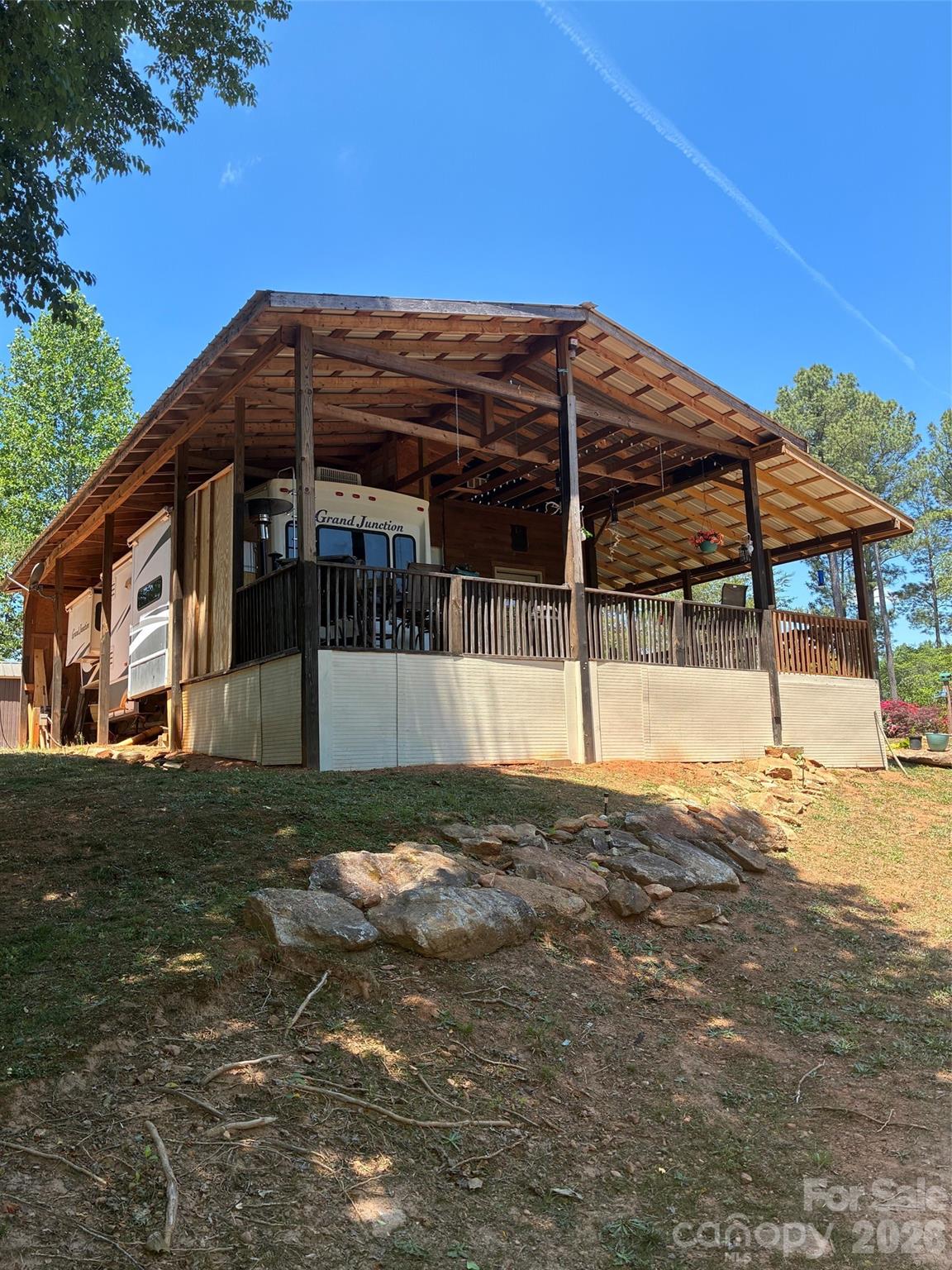 1431 Mountain Creek Road Property Photo 4
