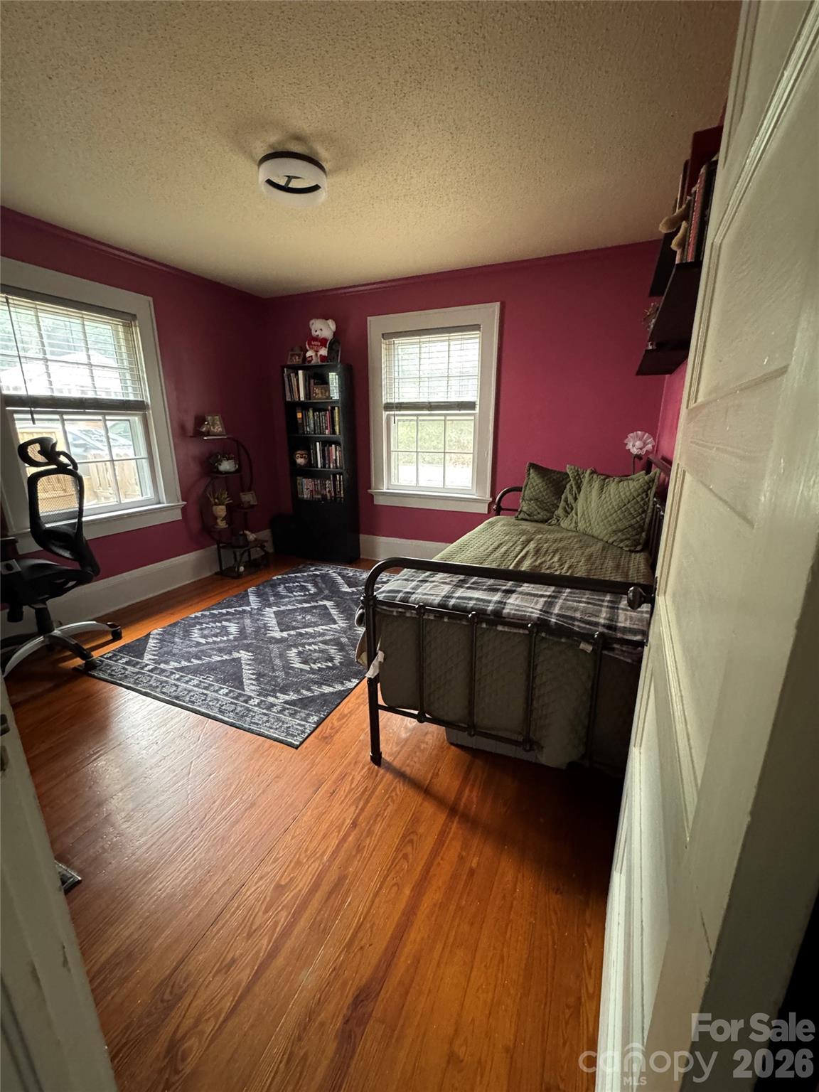 204 E Hargrave Street Property Photo 11